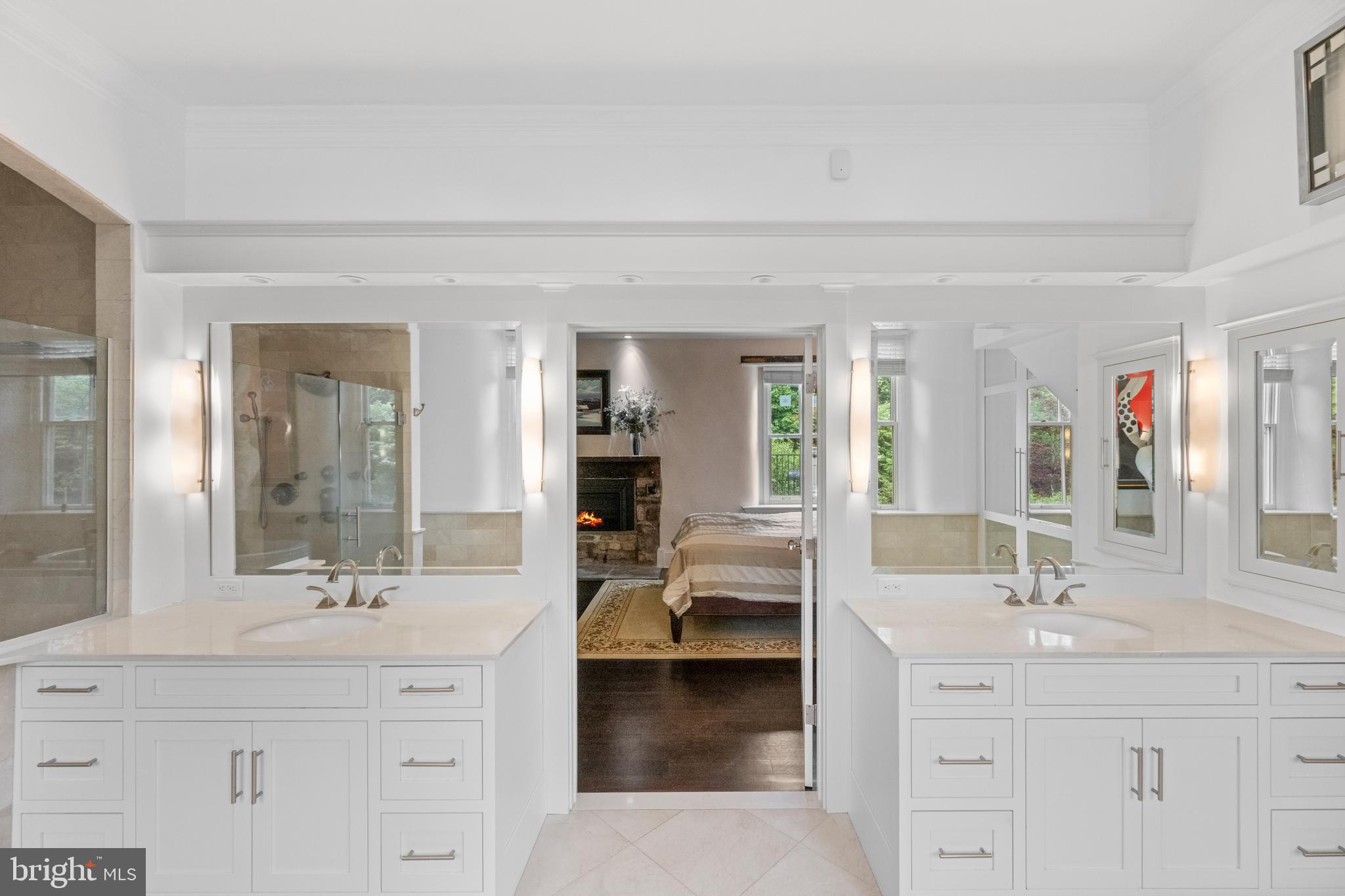 DOYLESTOWN - Residential