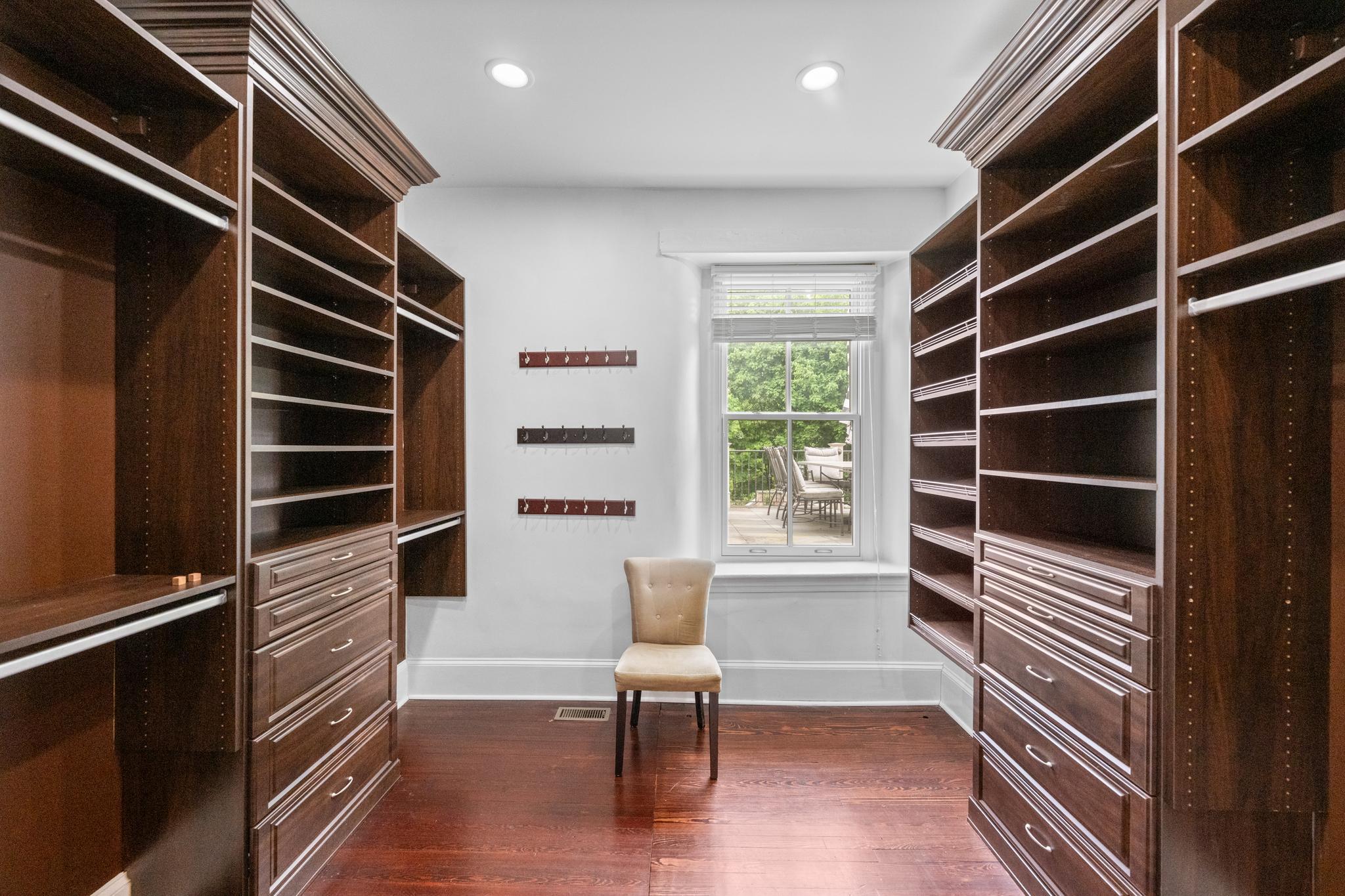 DOYLESTOWN - Residential