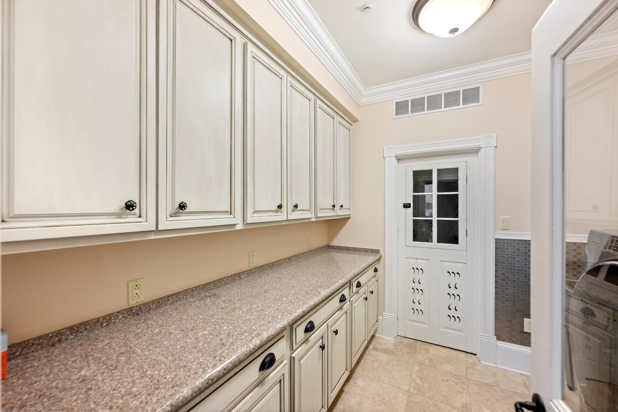 DOYLESTOWN - Residential