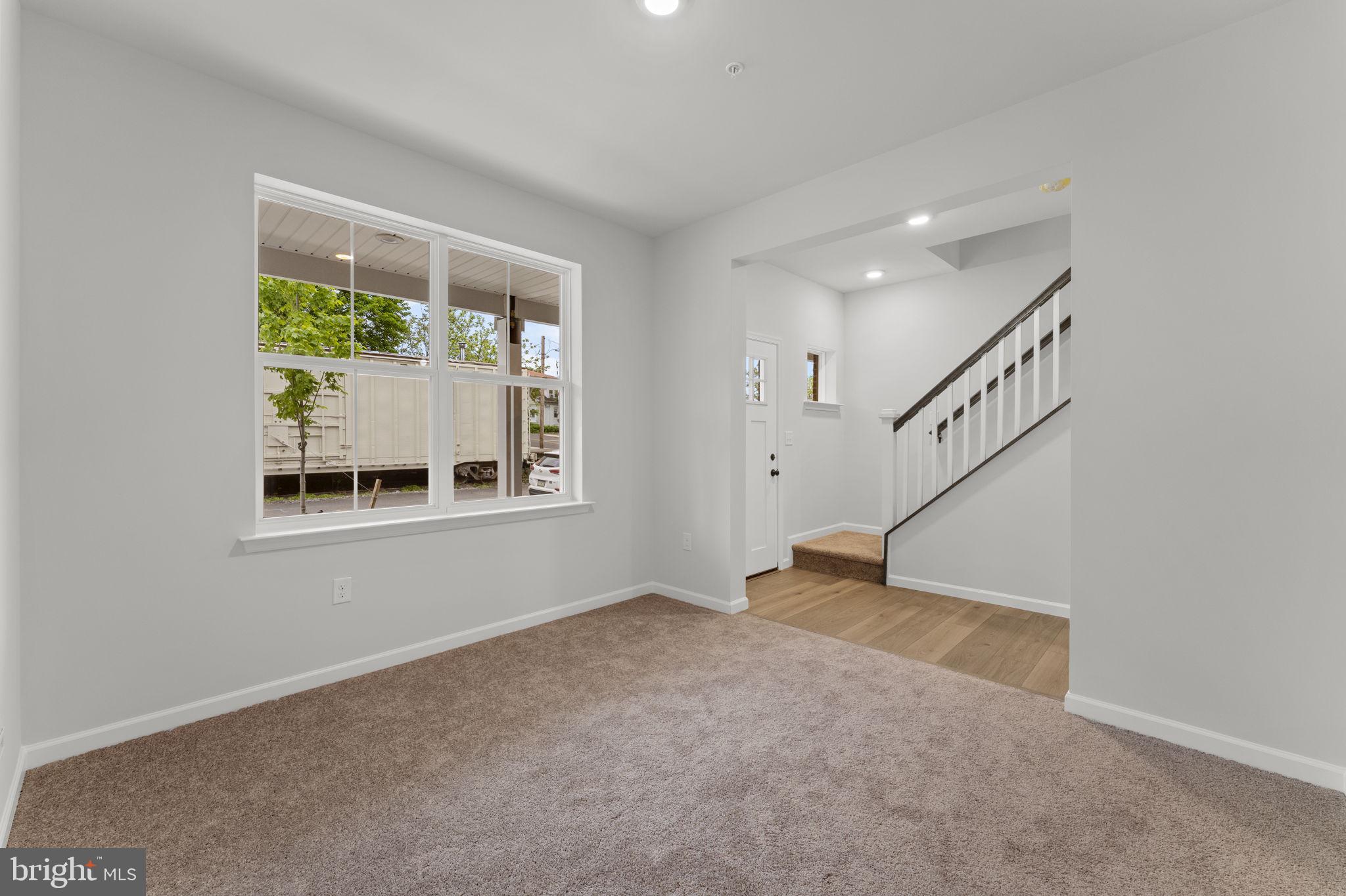 PERRY MILL - Residential