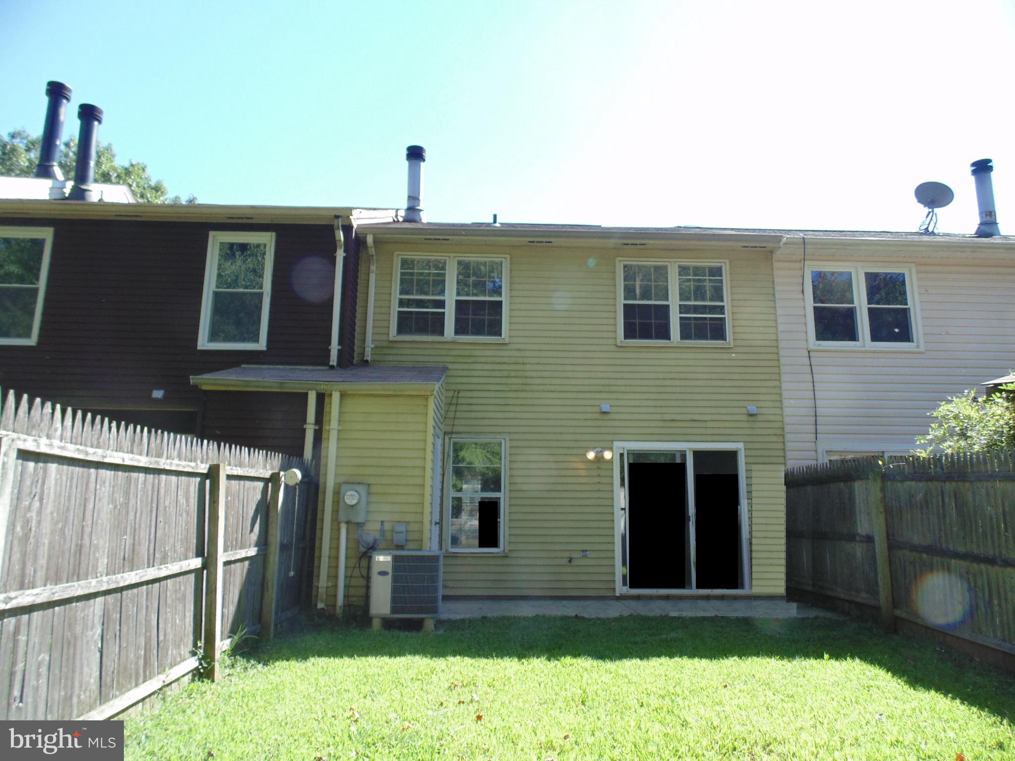 WHISPERING WOODS - Residential