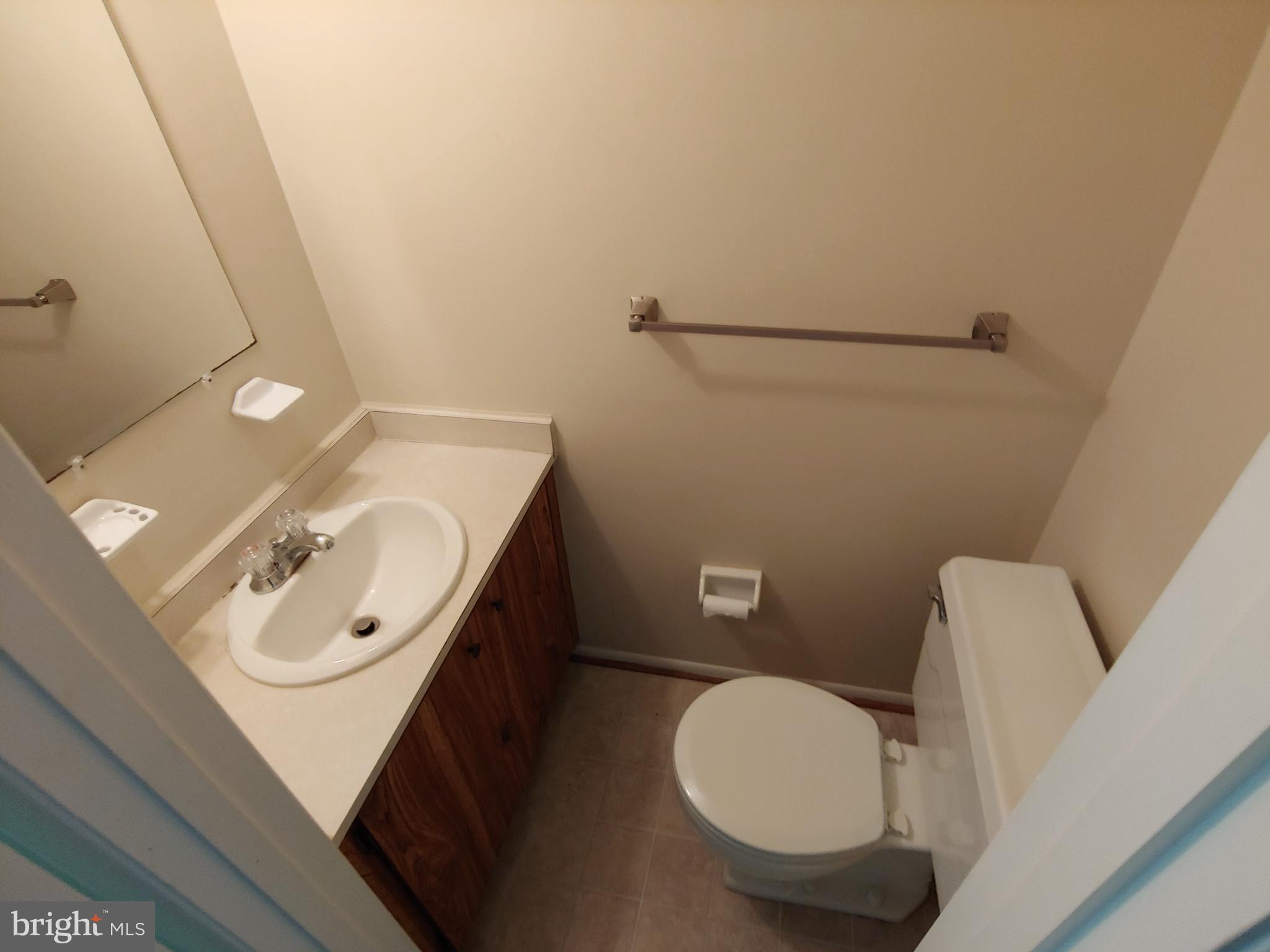 WHISPERING WOODS - Residential