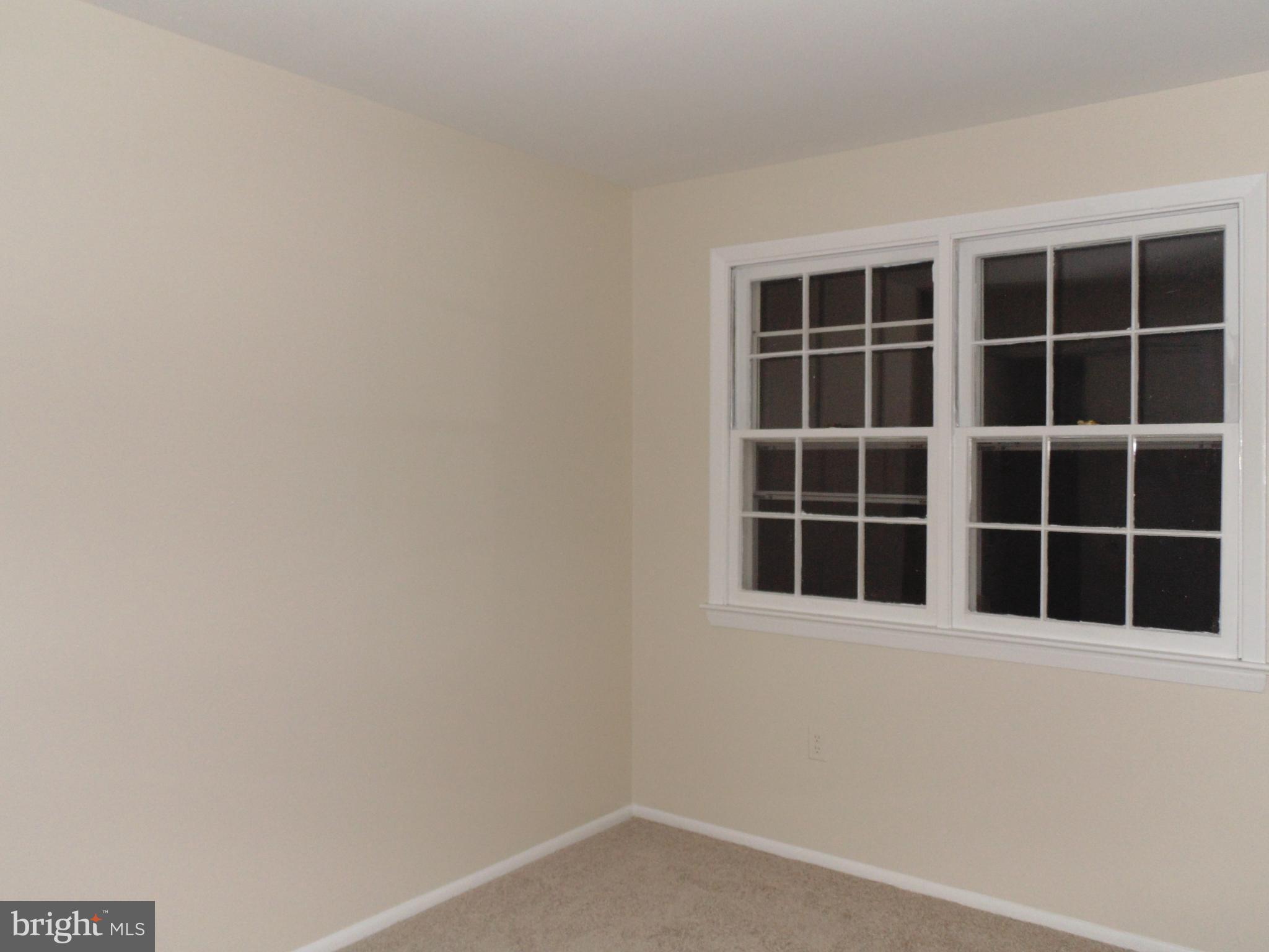 WHISPERING WOODS - Residential