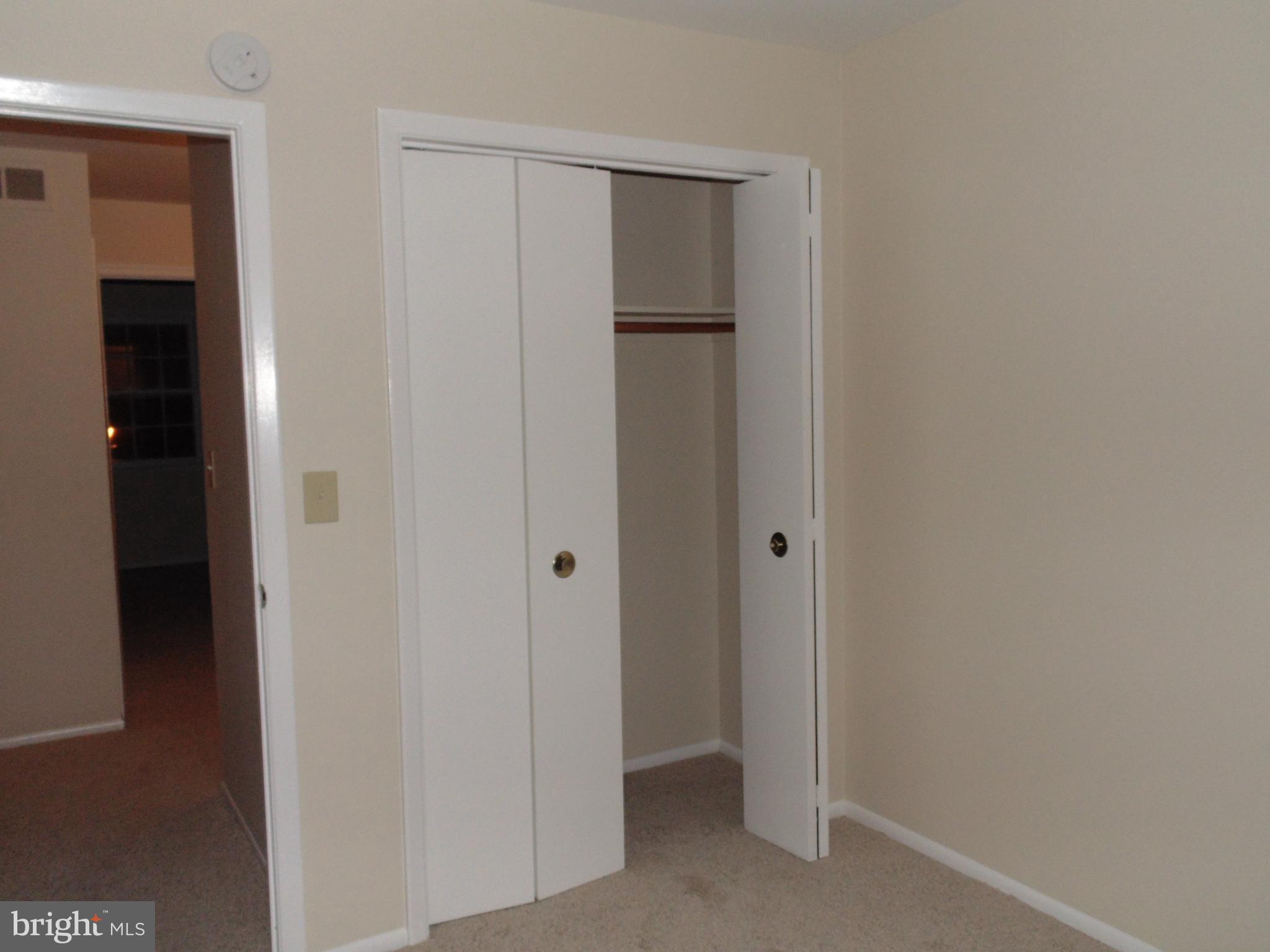 WHISPERING WOODS - Residential