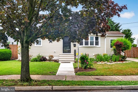 Photo of 224 Redfern Street, HAMILTON, NJ 08610 (MLS # NJME2079470)