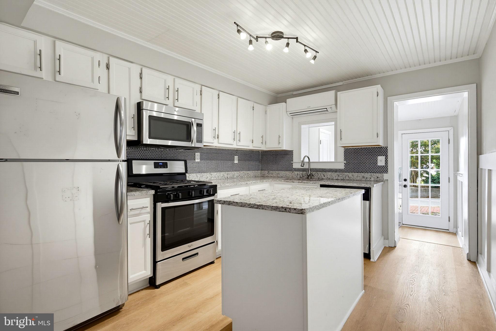 419 FOLSOM STREET
