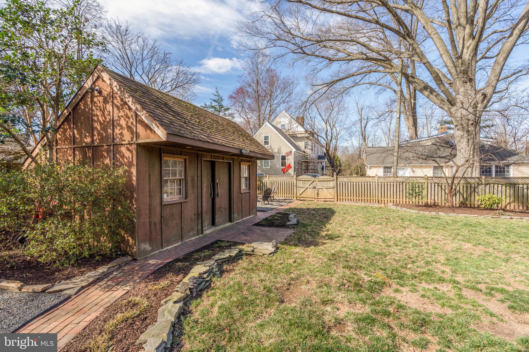 NEW ALEXANDRIA - Residential