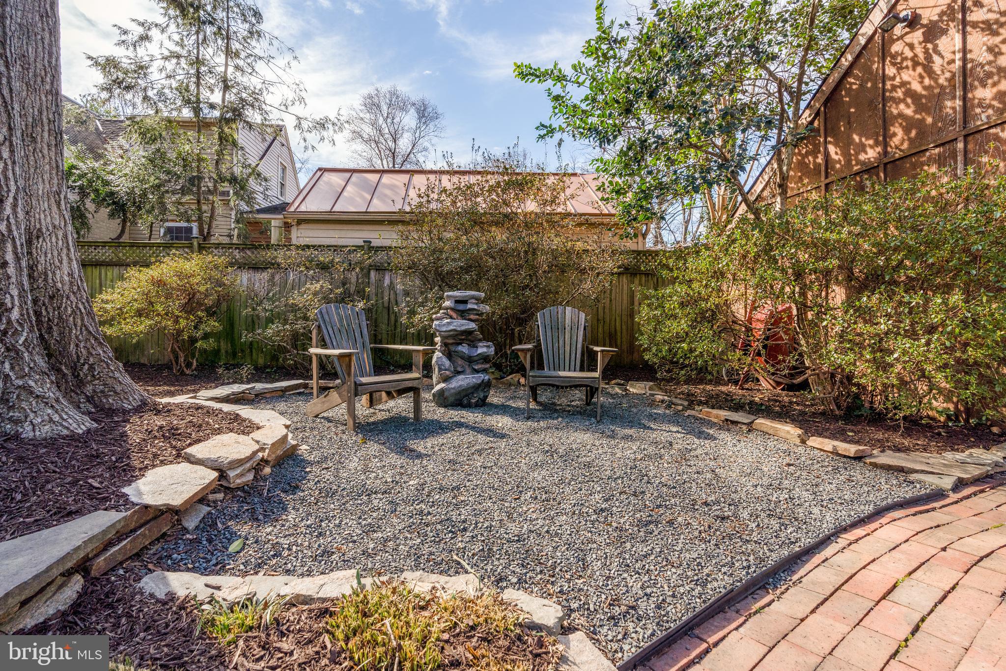 NEW ALEXANDRIA - Residential