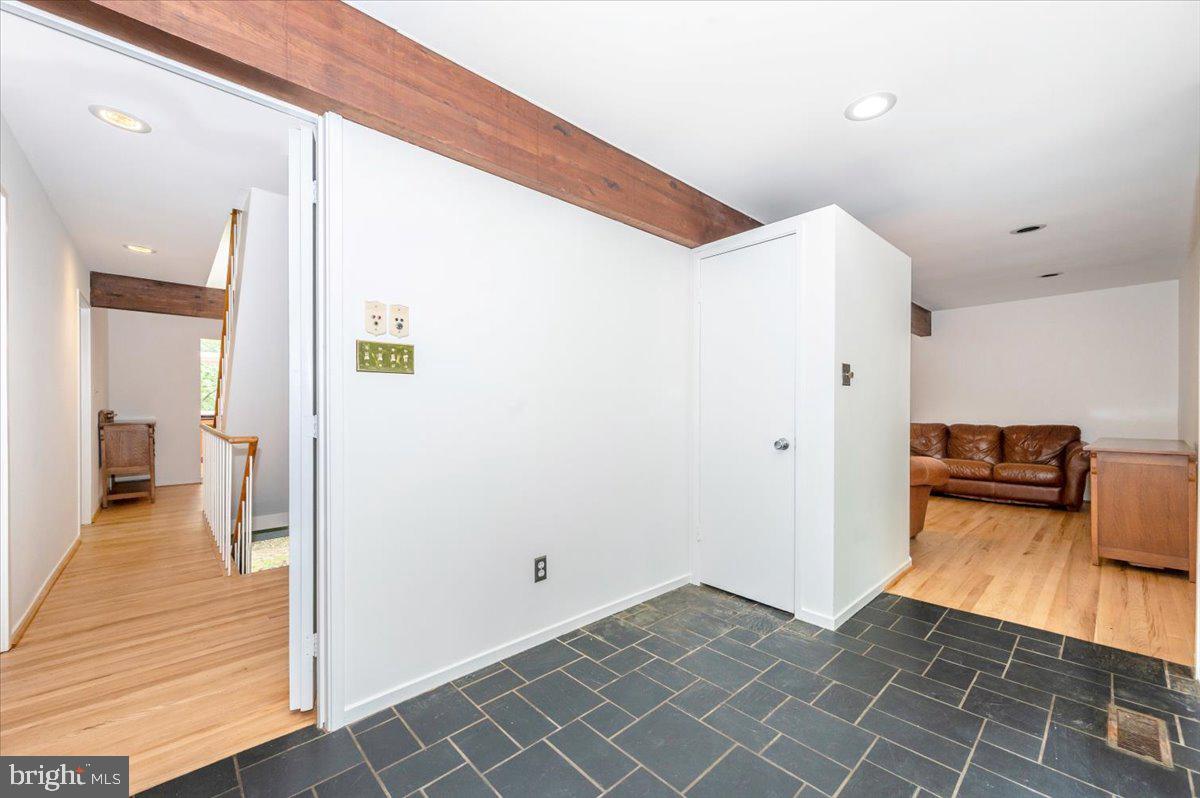 9441 HOLBROOK