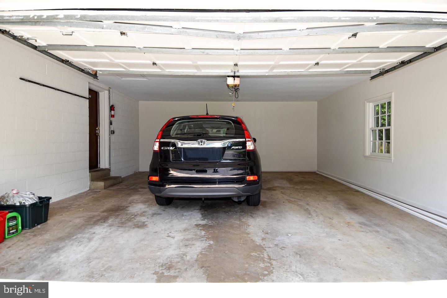 TIMBERLY SOUTH - Residential Lease