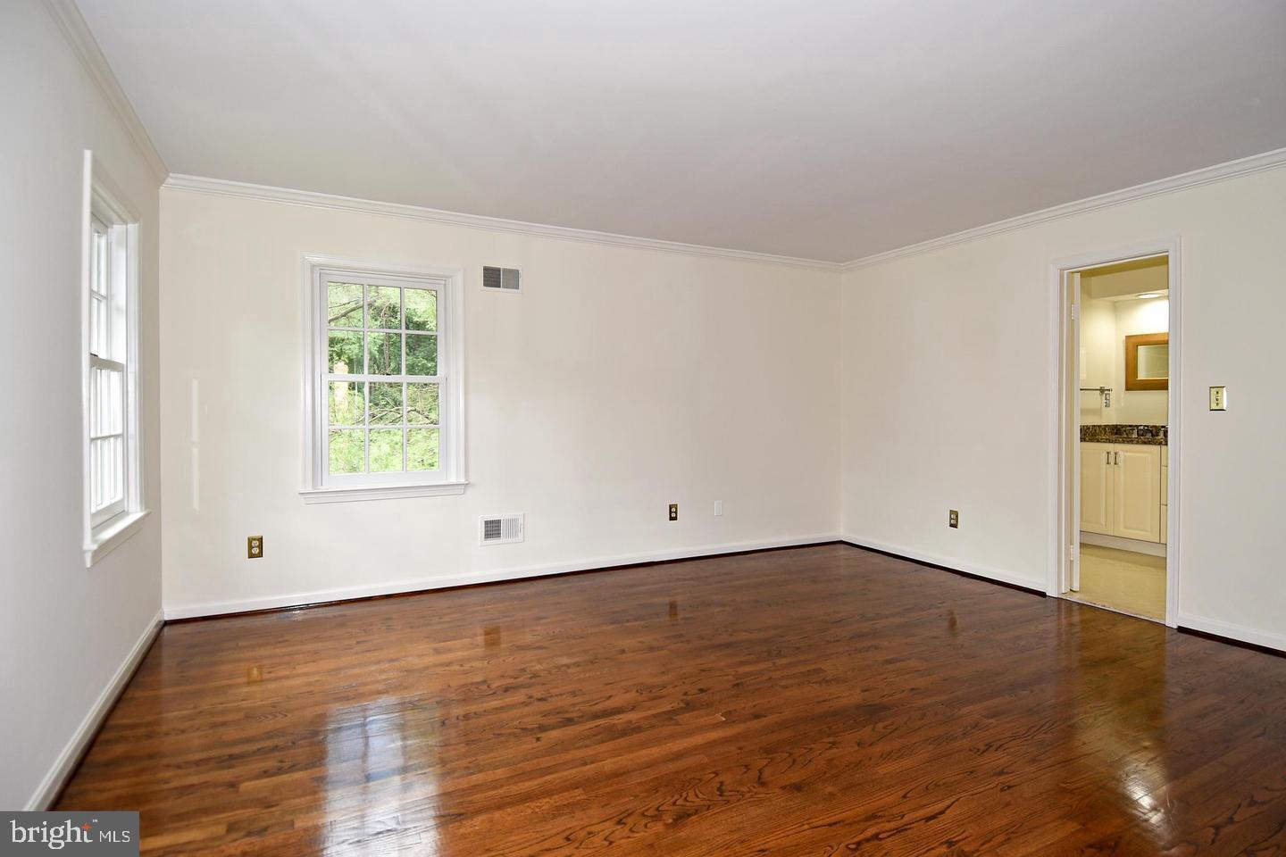 TIMBERLY SOUTH - Residential Lease