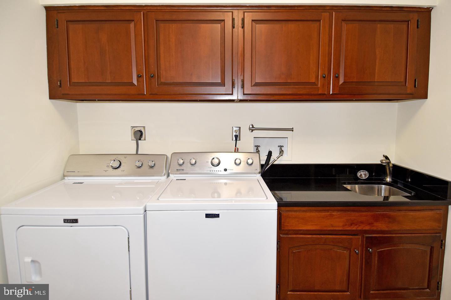 TIMBERLY SOUTH - Residential Lease