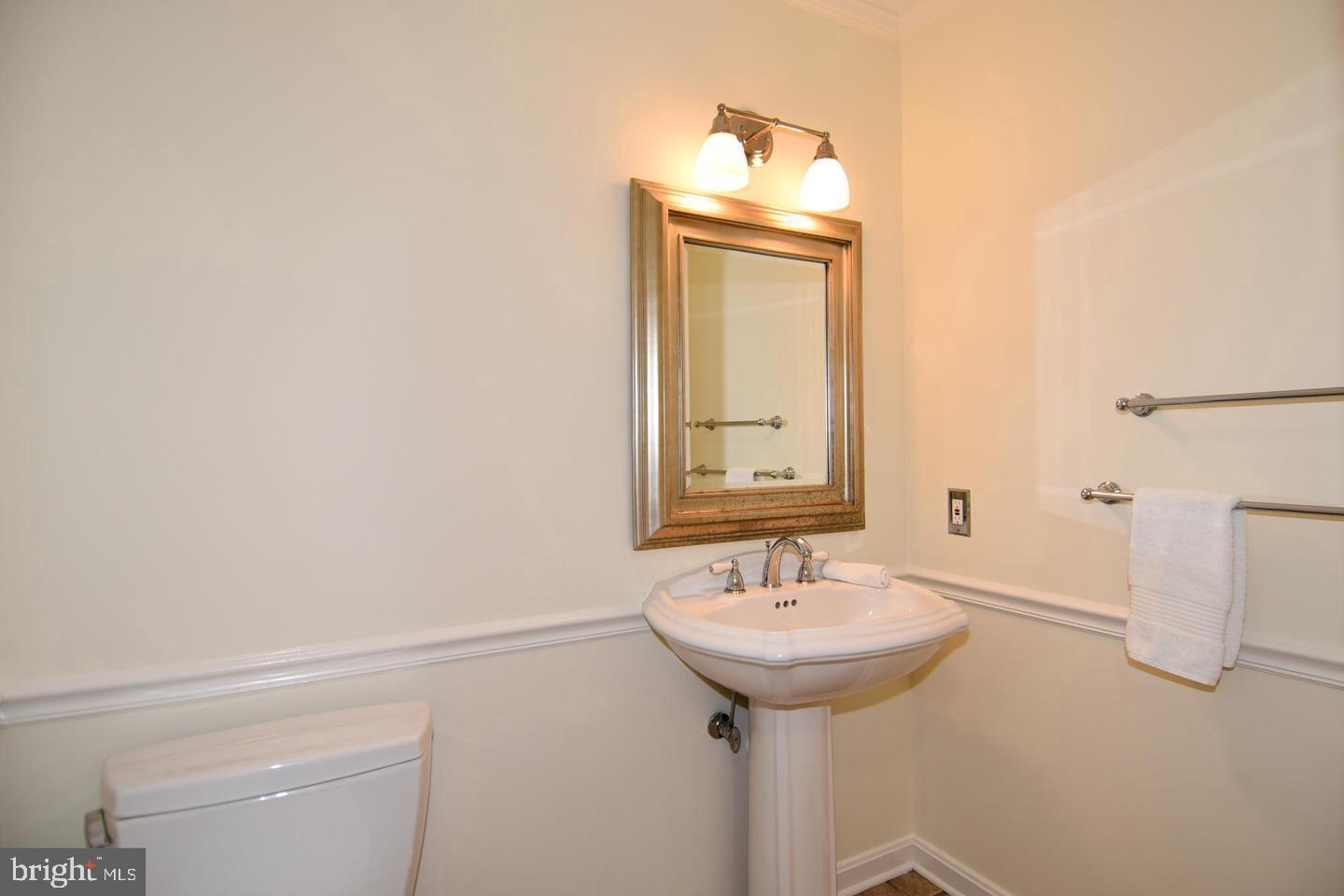 TIMBERLY SOUTH - Residential Lease