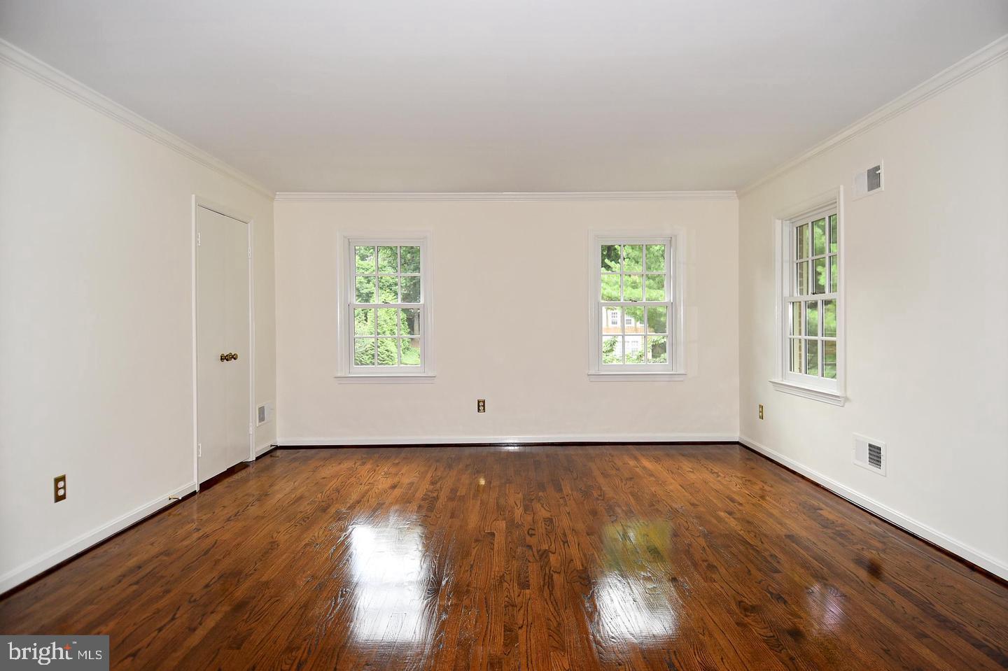 TIMBERLY SOUTH - Residential Lease