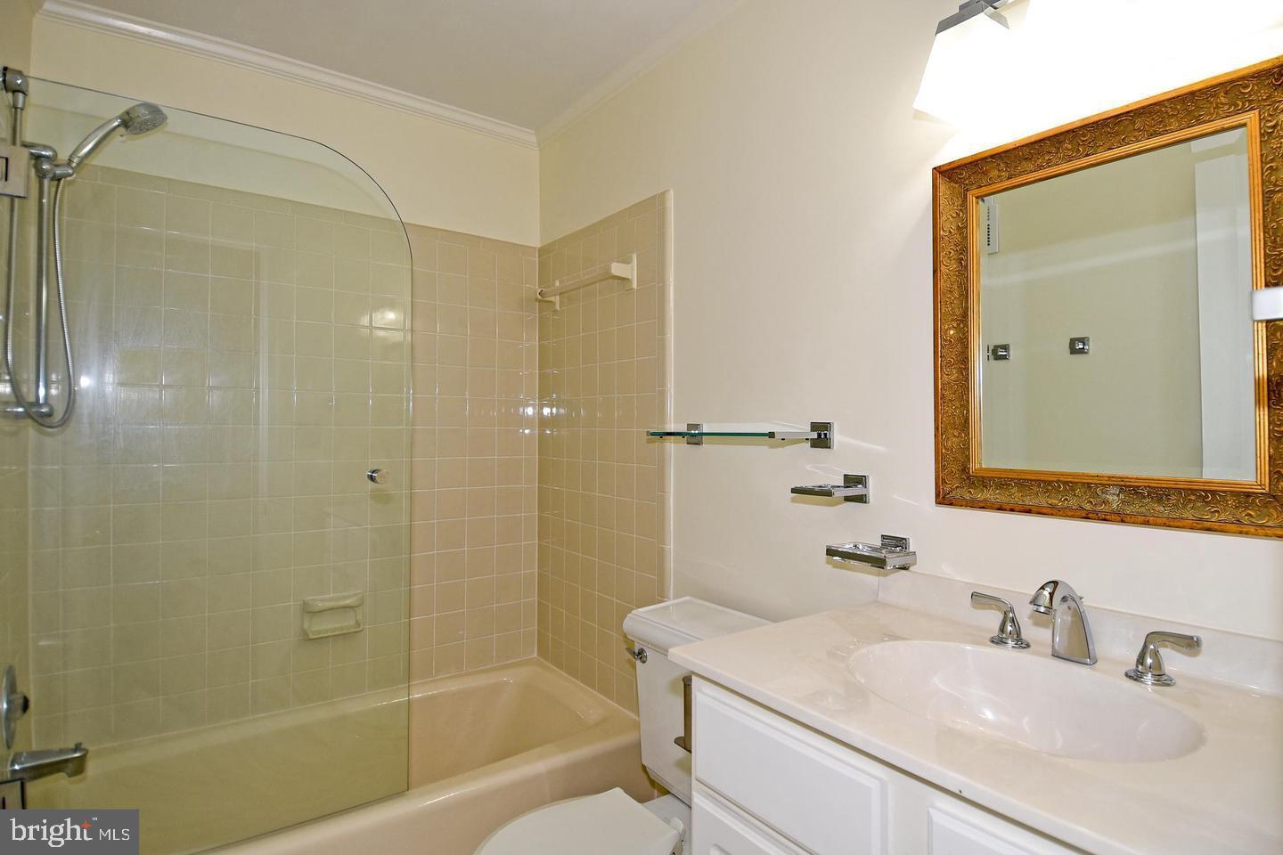 TIMBERLY SOUTH - Residential Lease