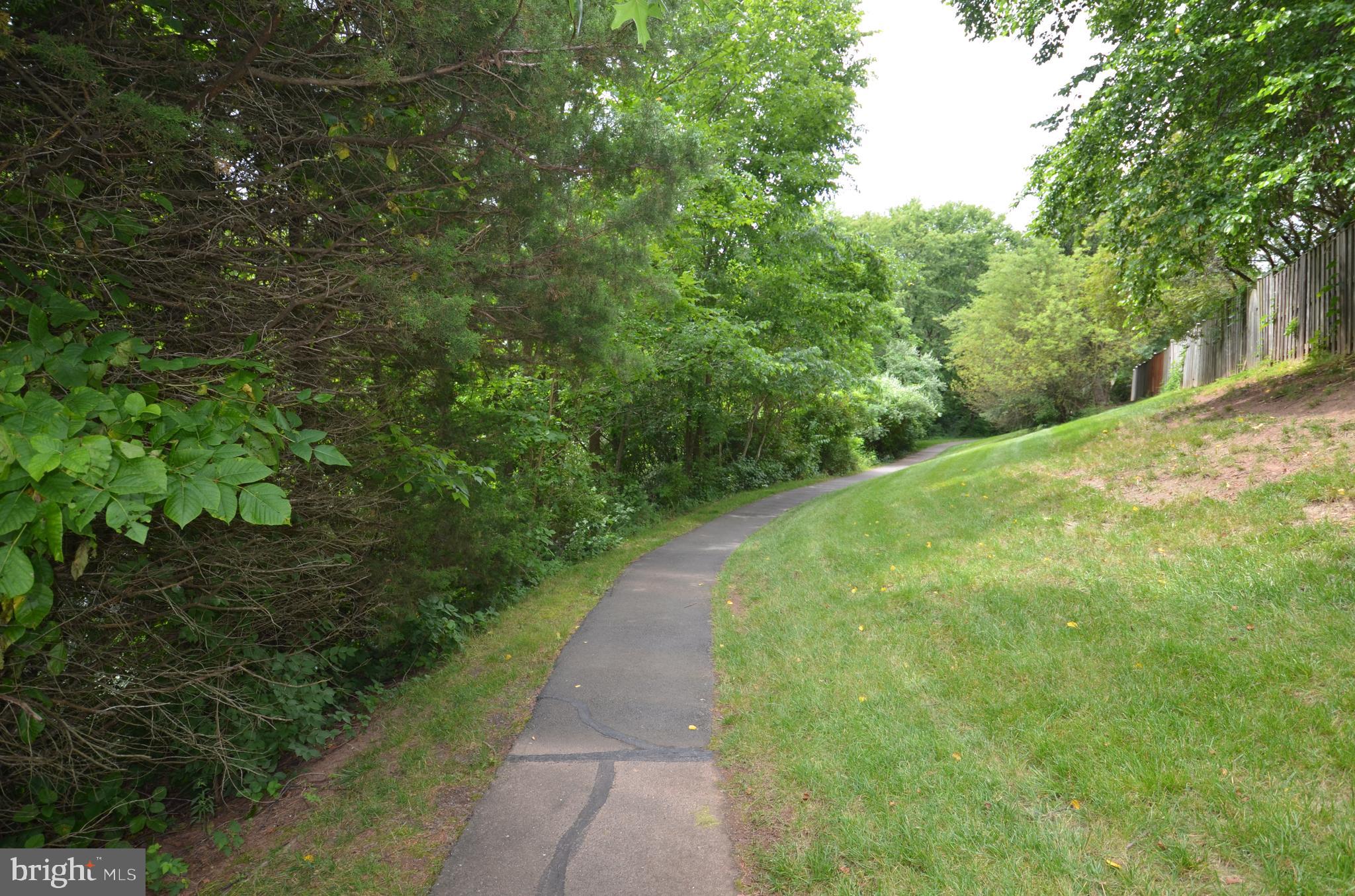 CENTRE RIDGE - Residential Lease