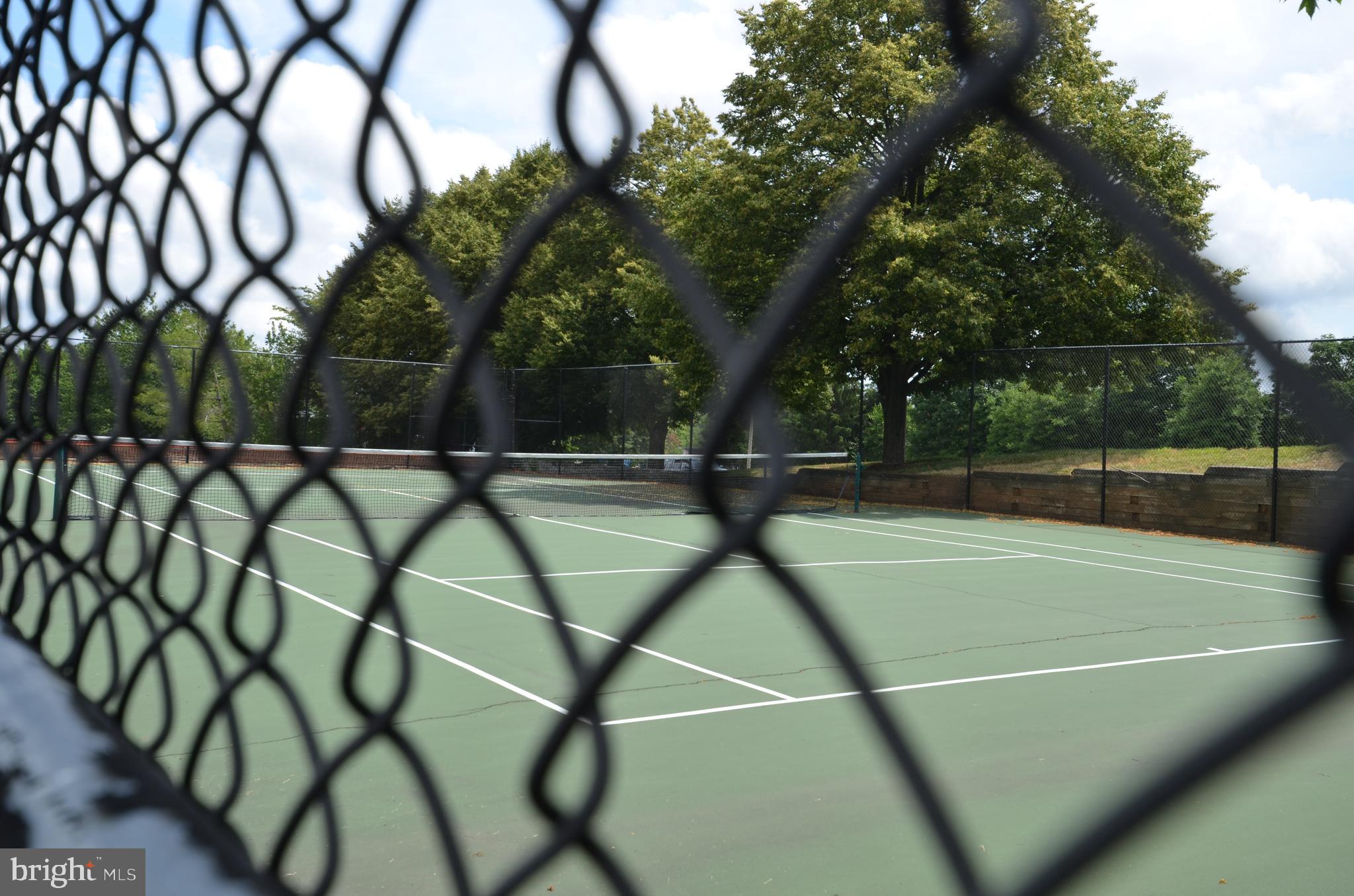 CENTRE RIDGE - Residential Lease