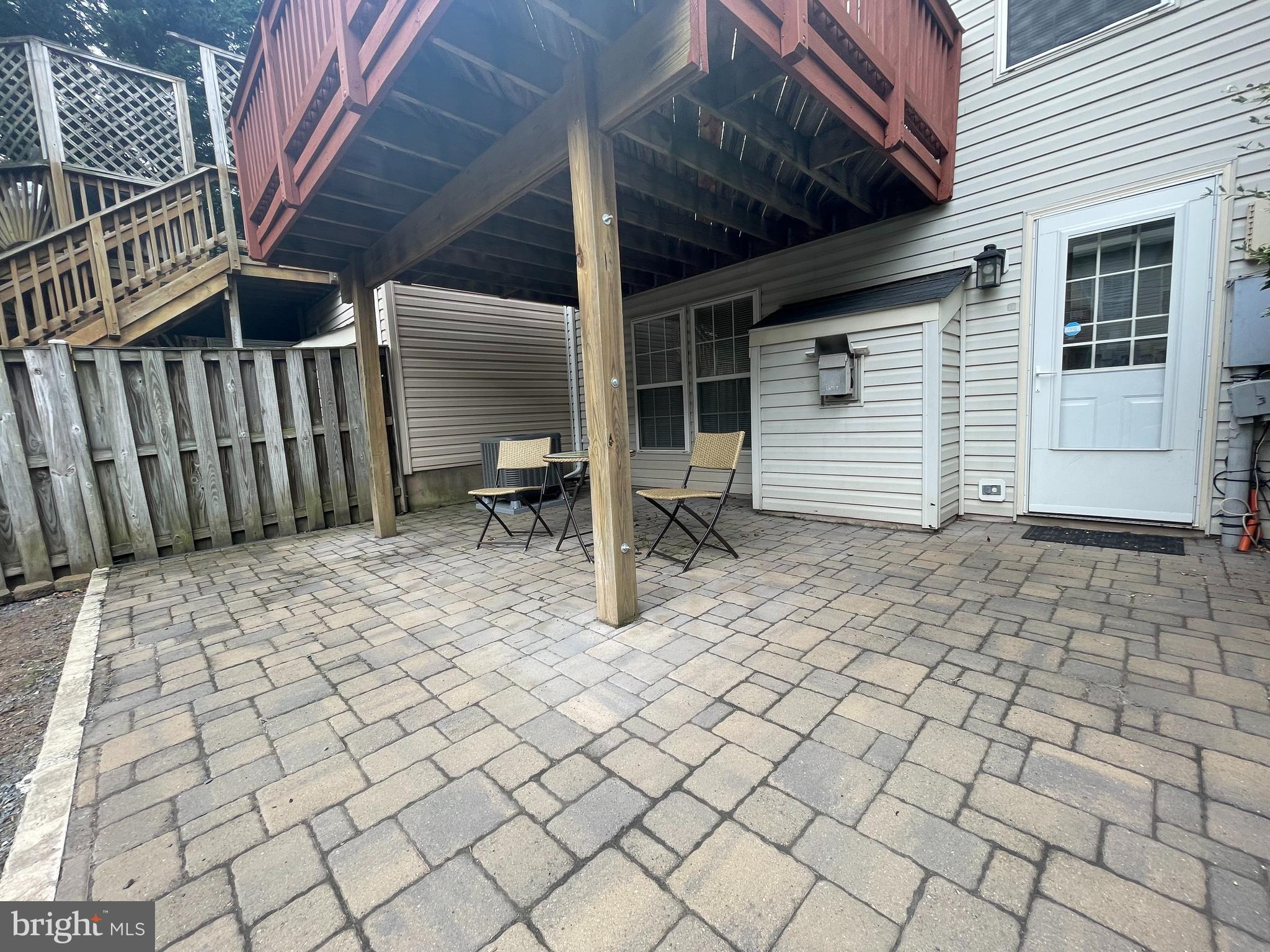 CENTRE RIDGE - Residential Lease