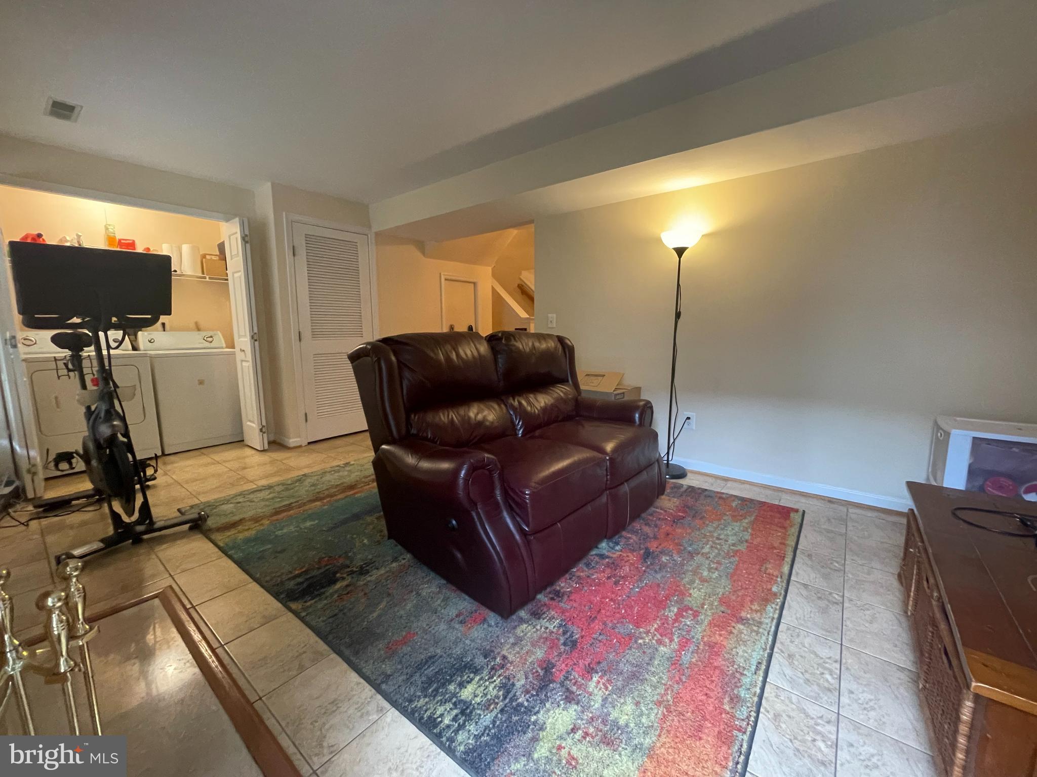 CENTRE RIDGE - Residential Lease