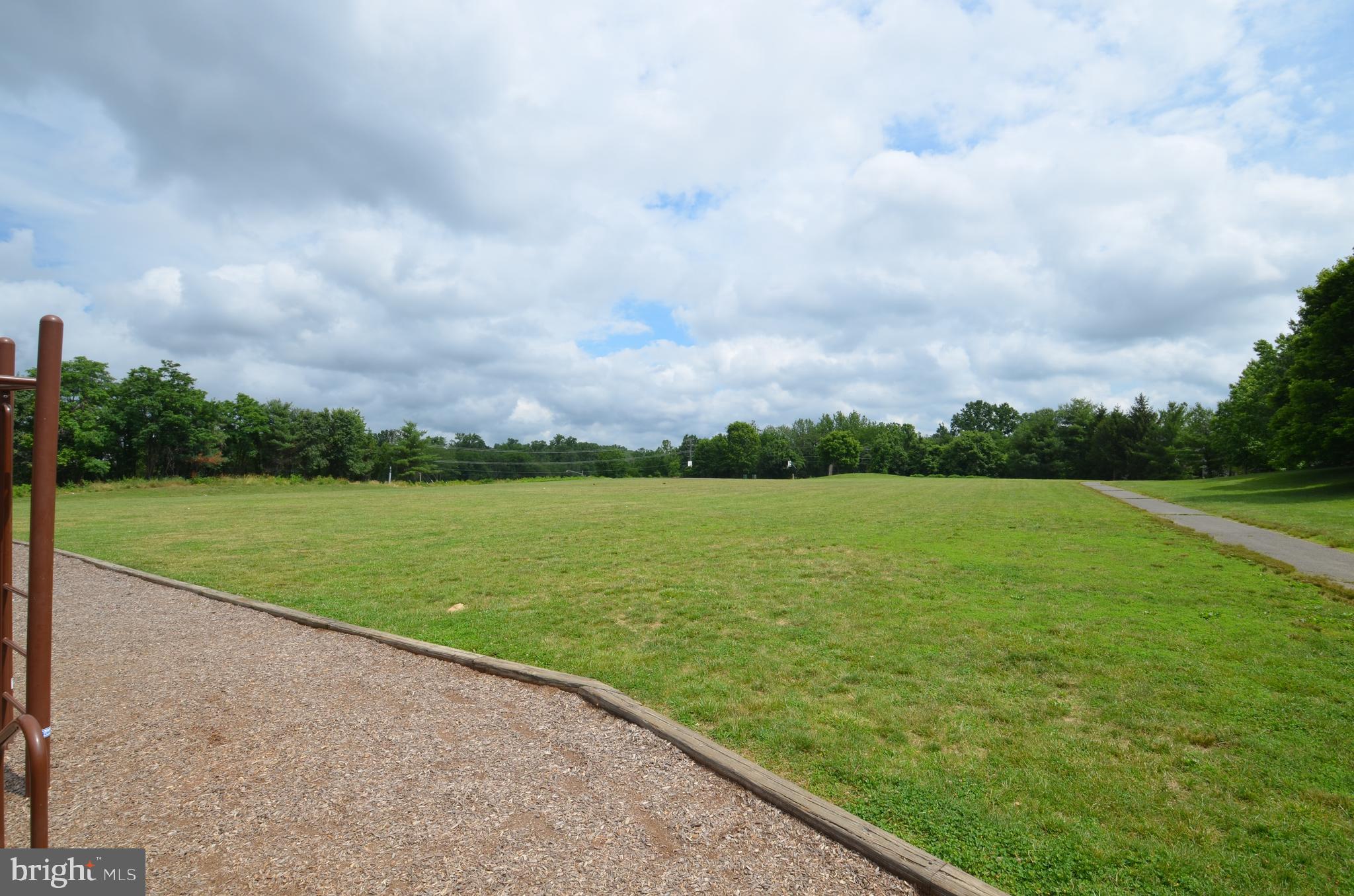 CENTRE RIDGE - Residential Lease