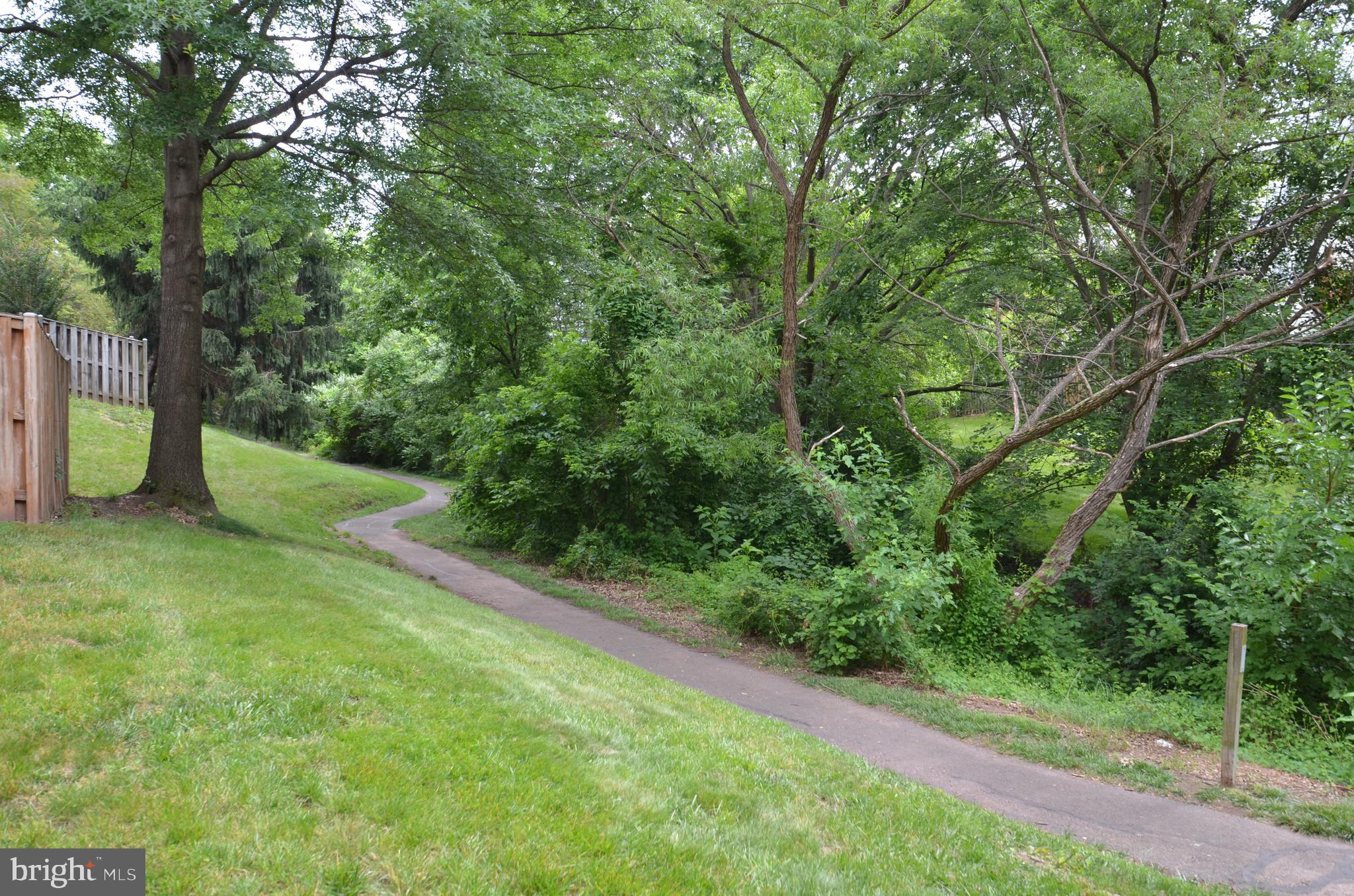 CENTRE RIDGE - Residential Lease