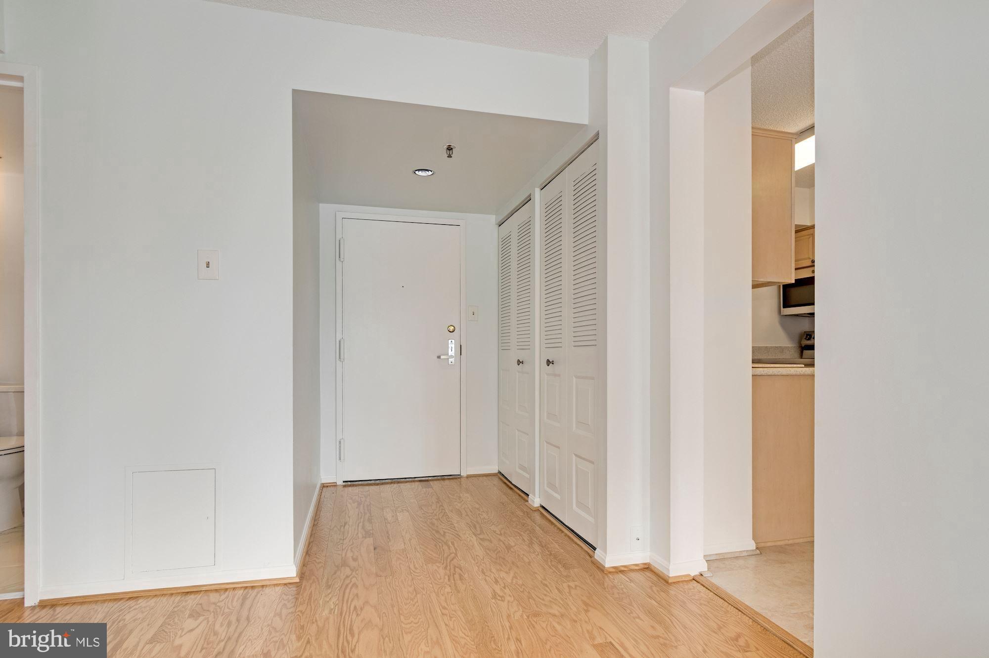 7401 WESTLAKE TERRACE 303