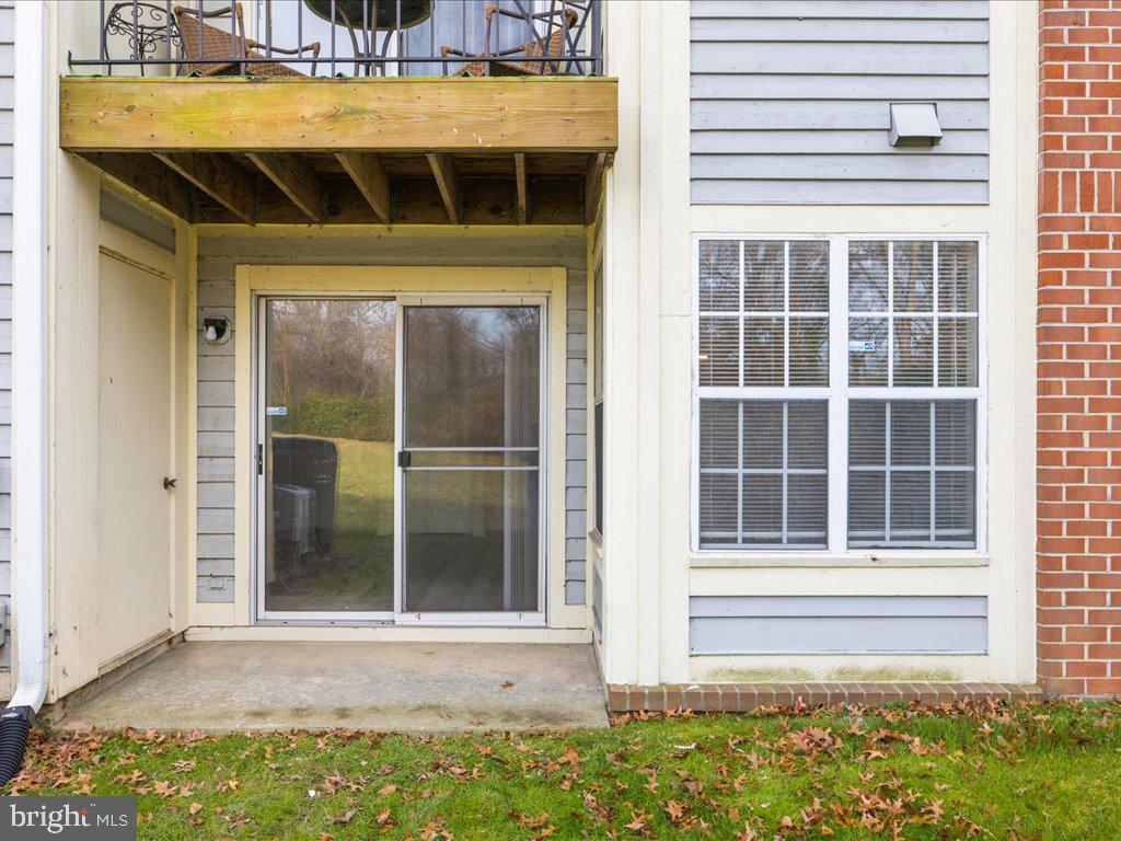 CROMWELL FOUNTAIN - Residential