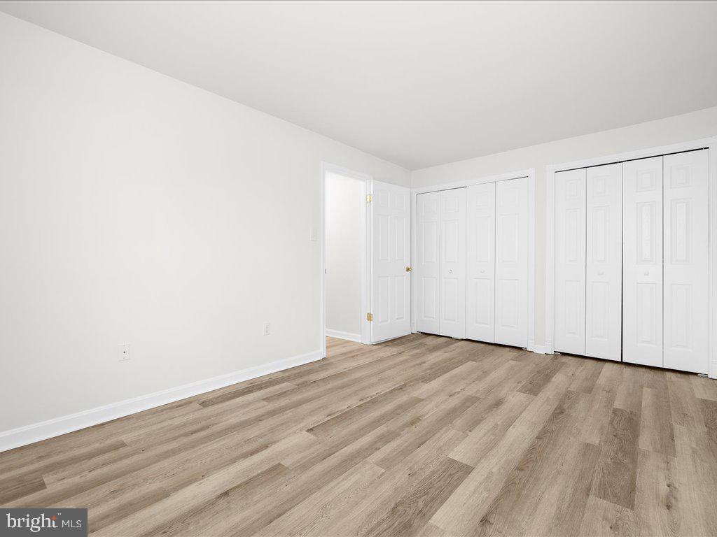 CROMWELL FOUNTAIN - Residential