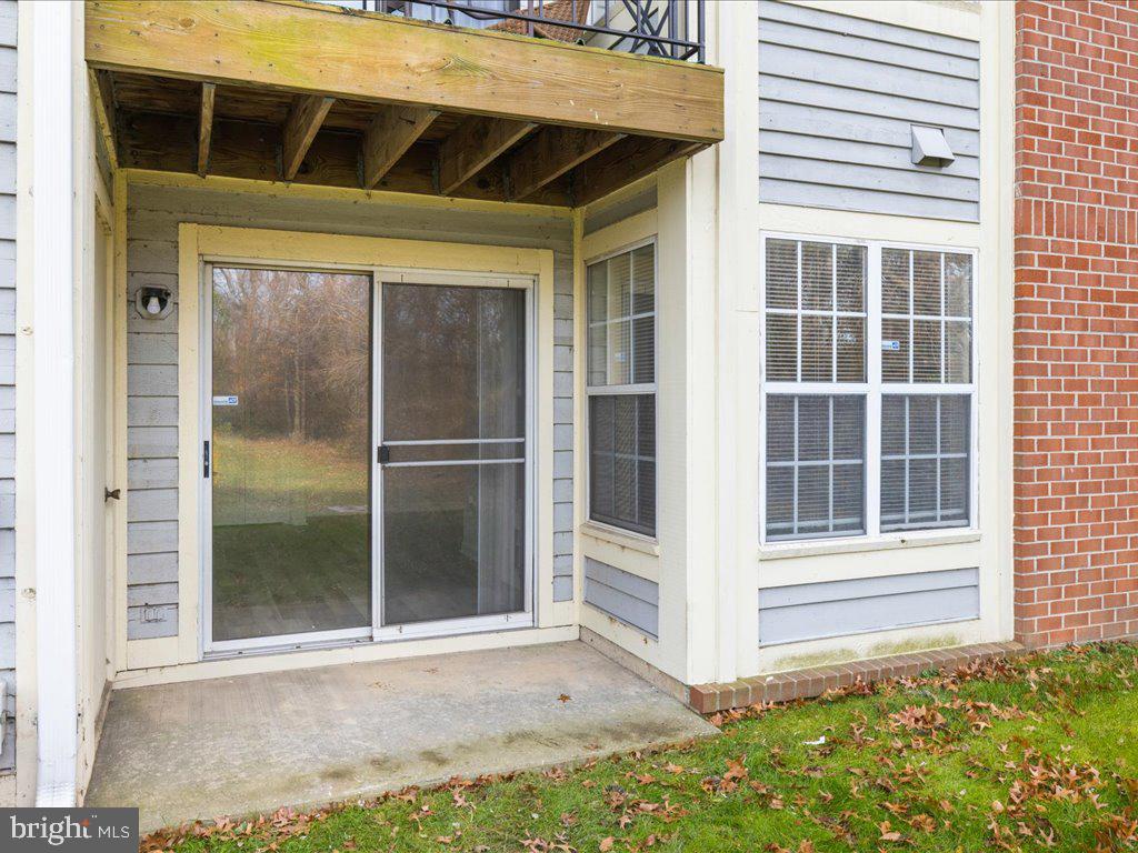 CROMWELL FOUNTAIN - Residential