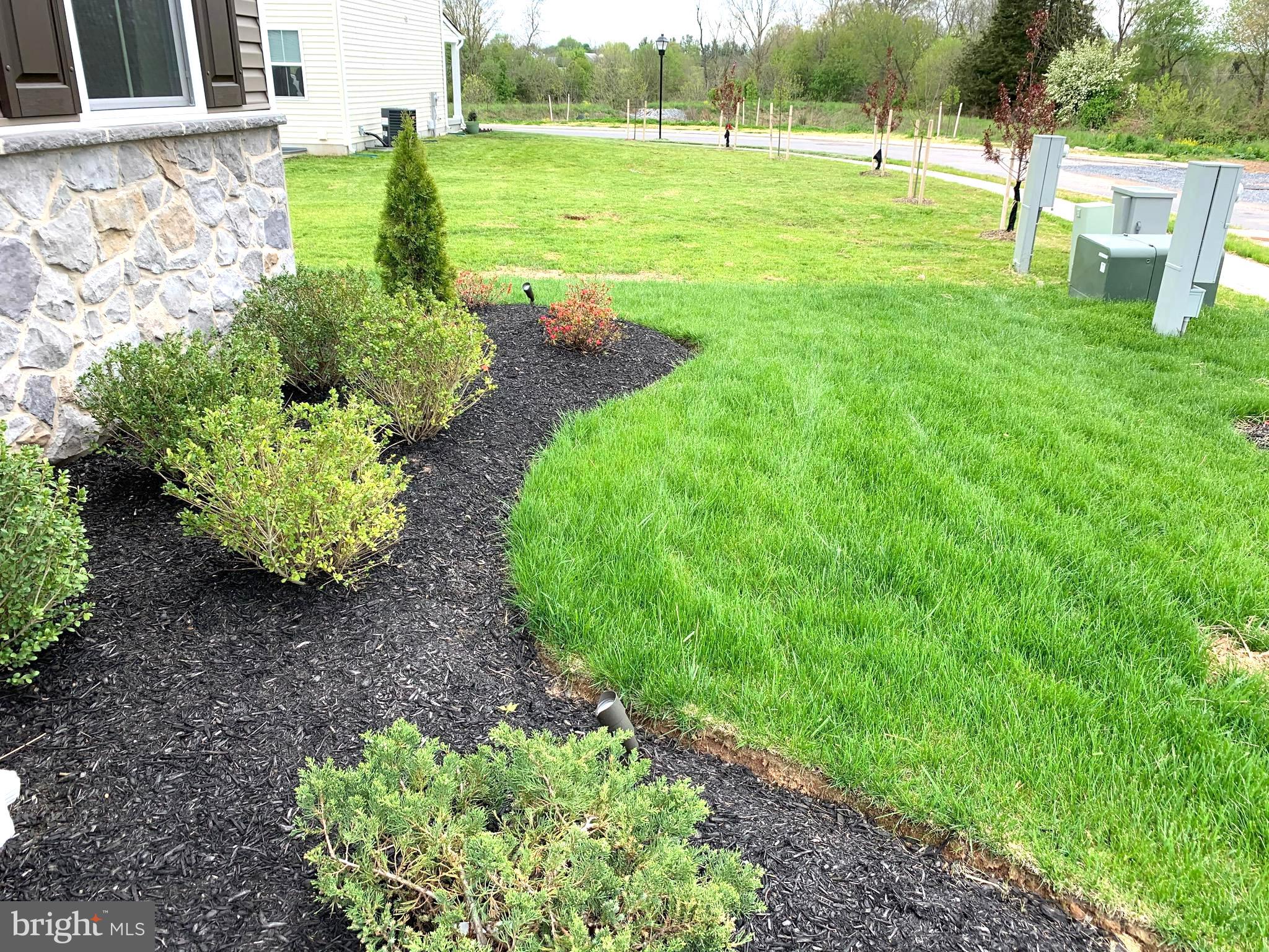 MEADE'S CROSSING - Residential Lease