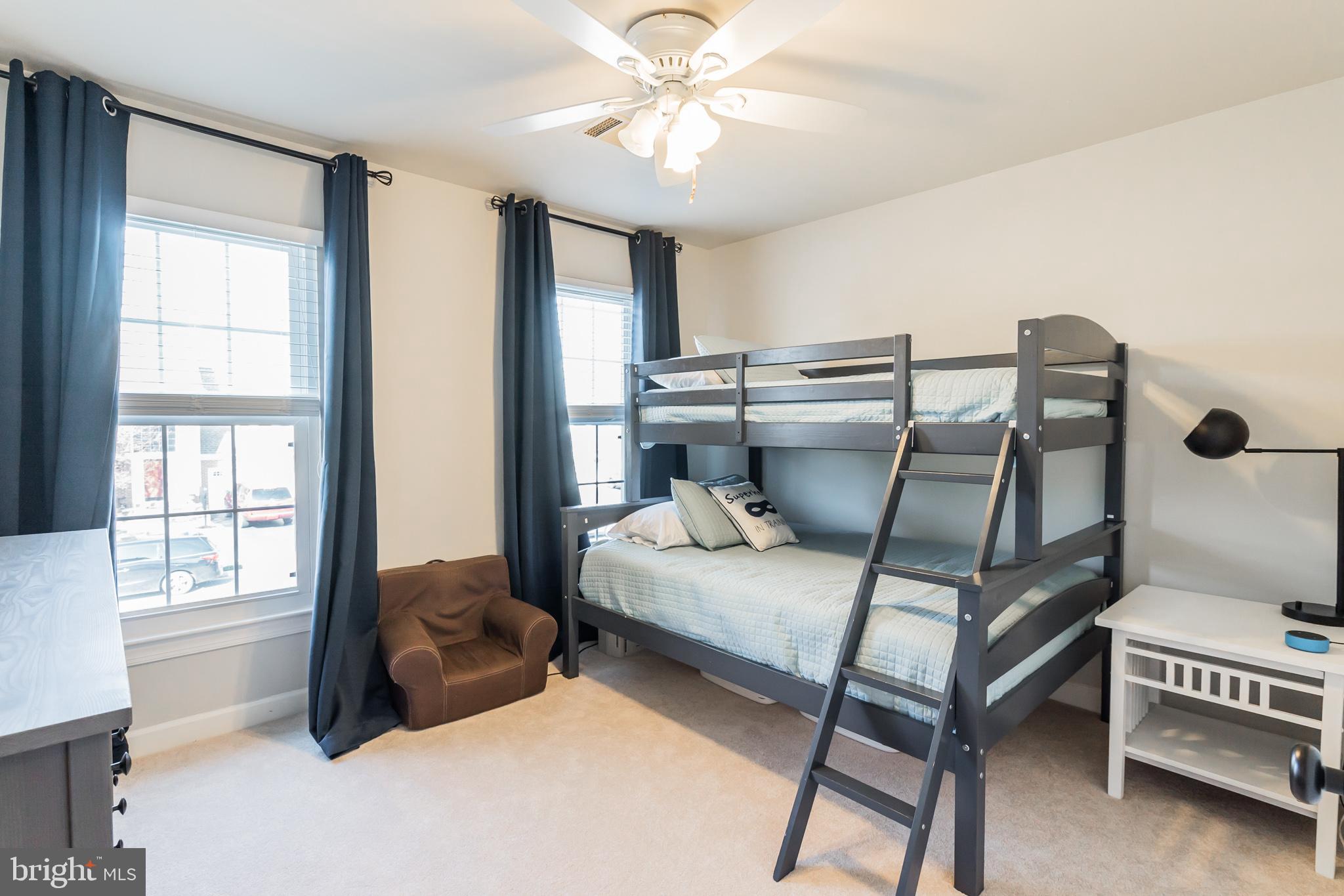 ASHBURN VILLAGE - Residential