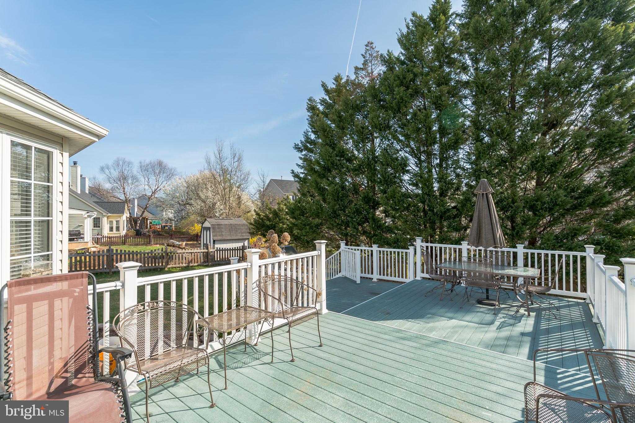 ASHBURN VILLAGE - Residential