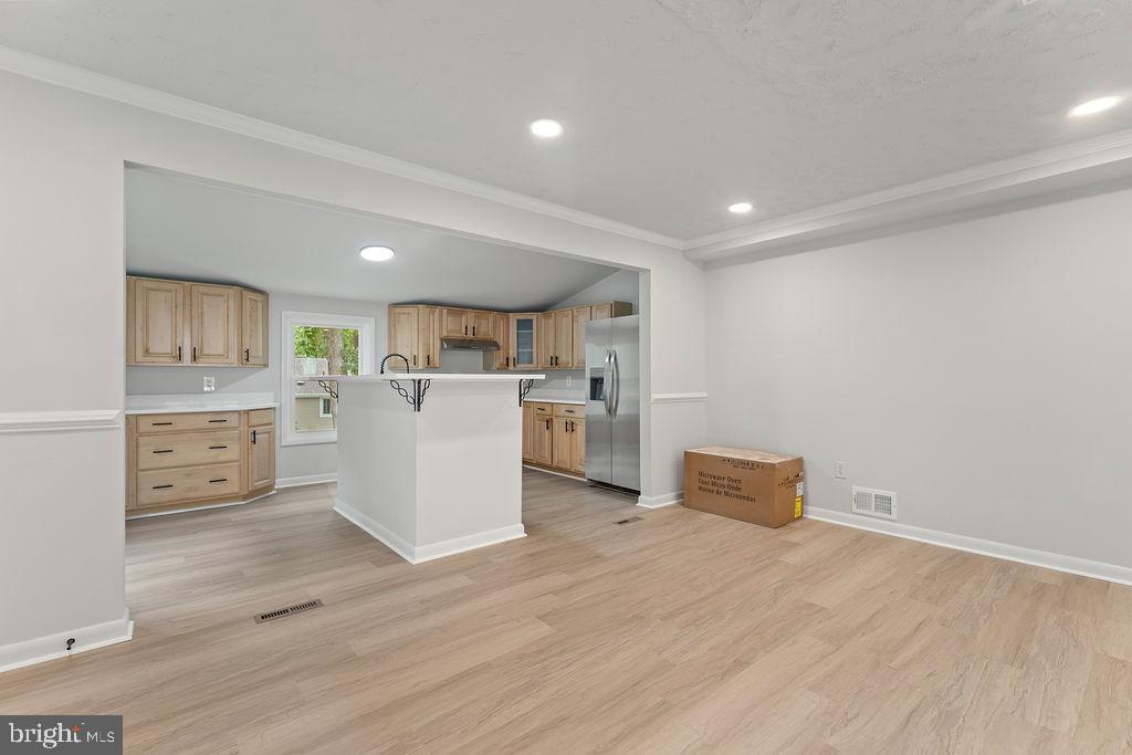 5 CREEKWOOD LANE