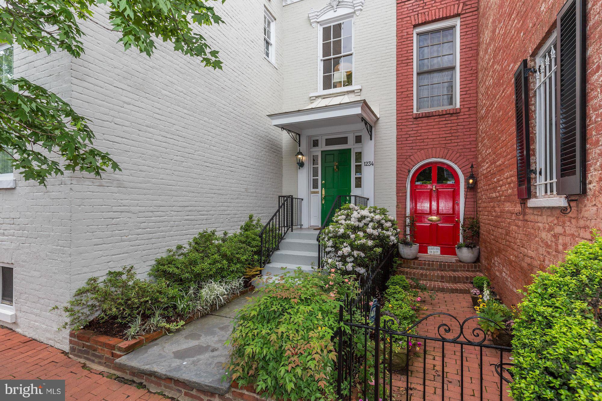 GEORGETOWN - Residential