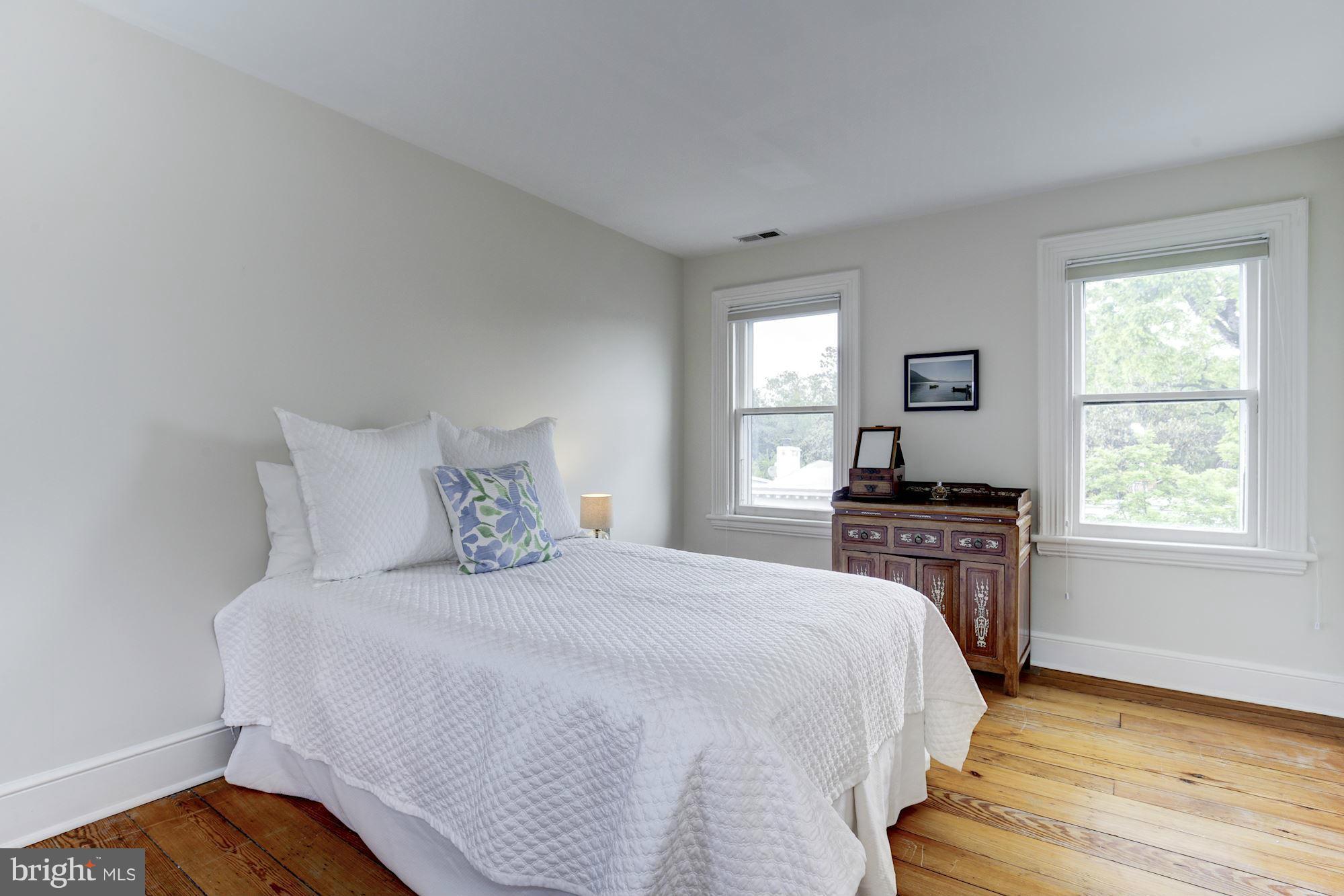 GEORGETOWN - Residential