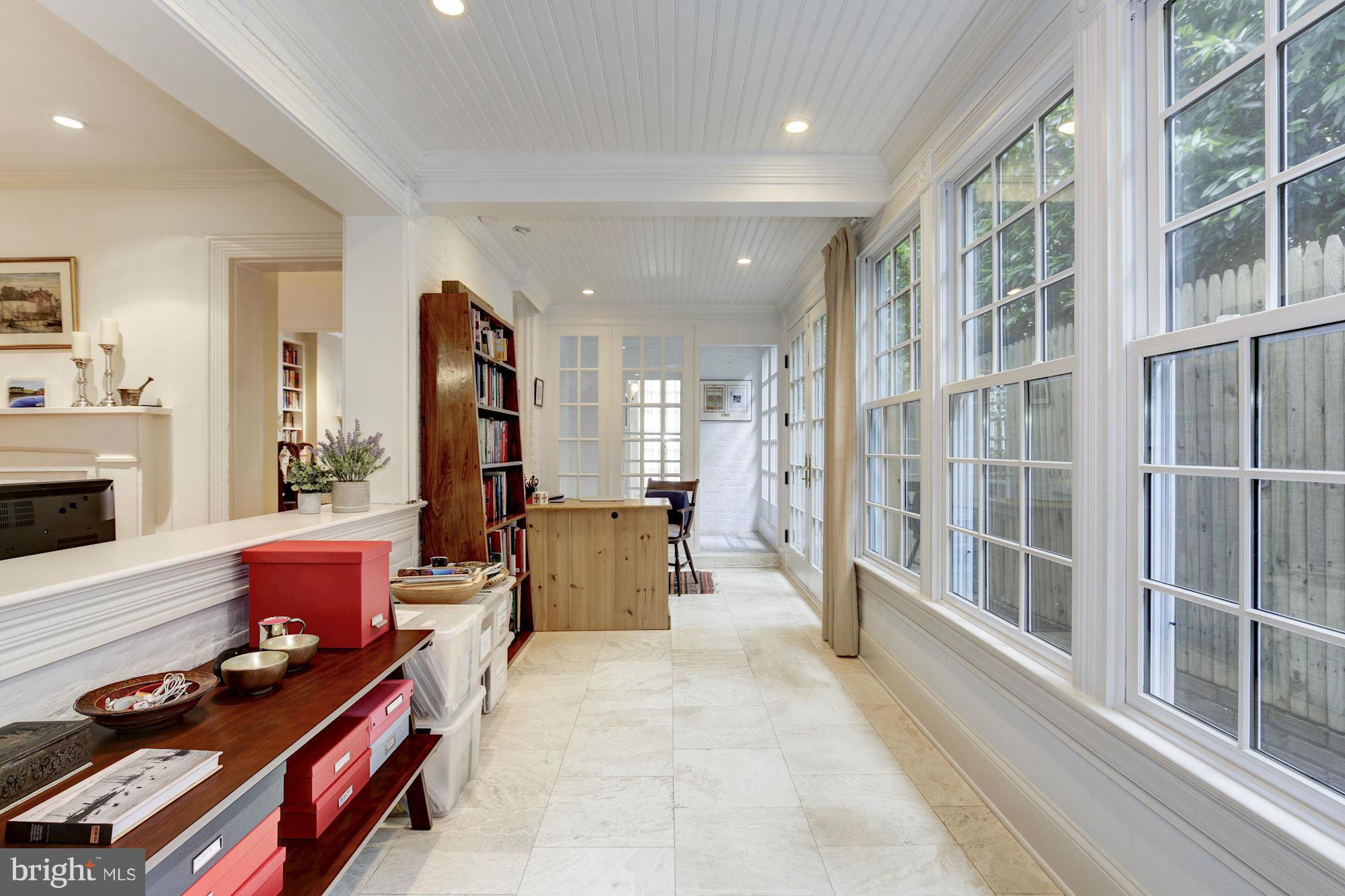 GEORGETOWN - Residential