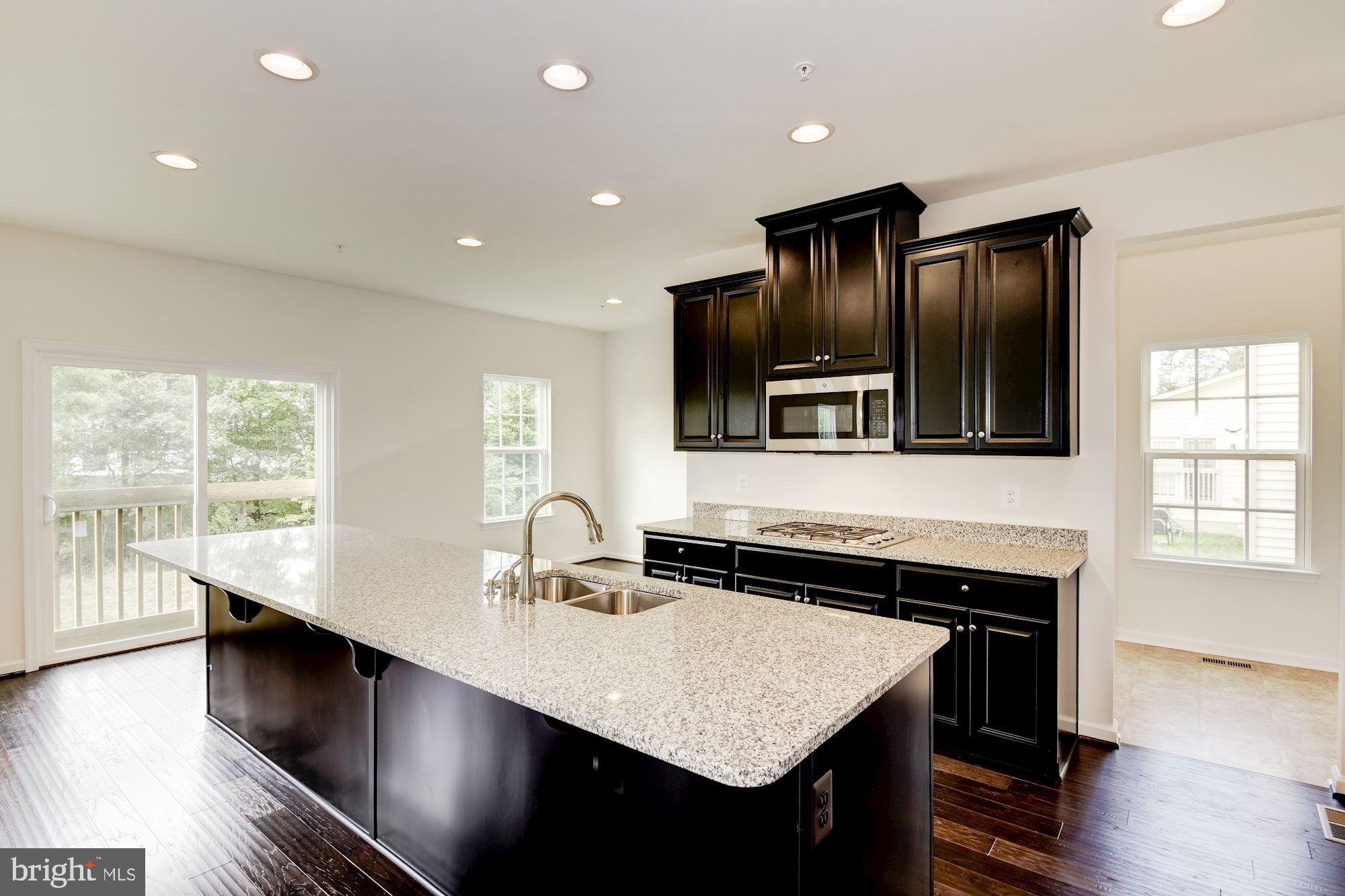 FIELDSIDE AT ST CHARLES - Residential