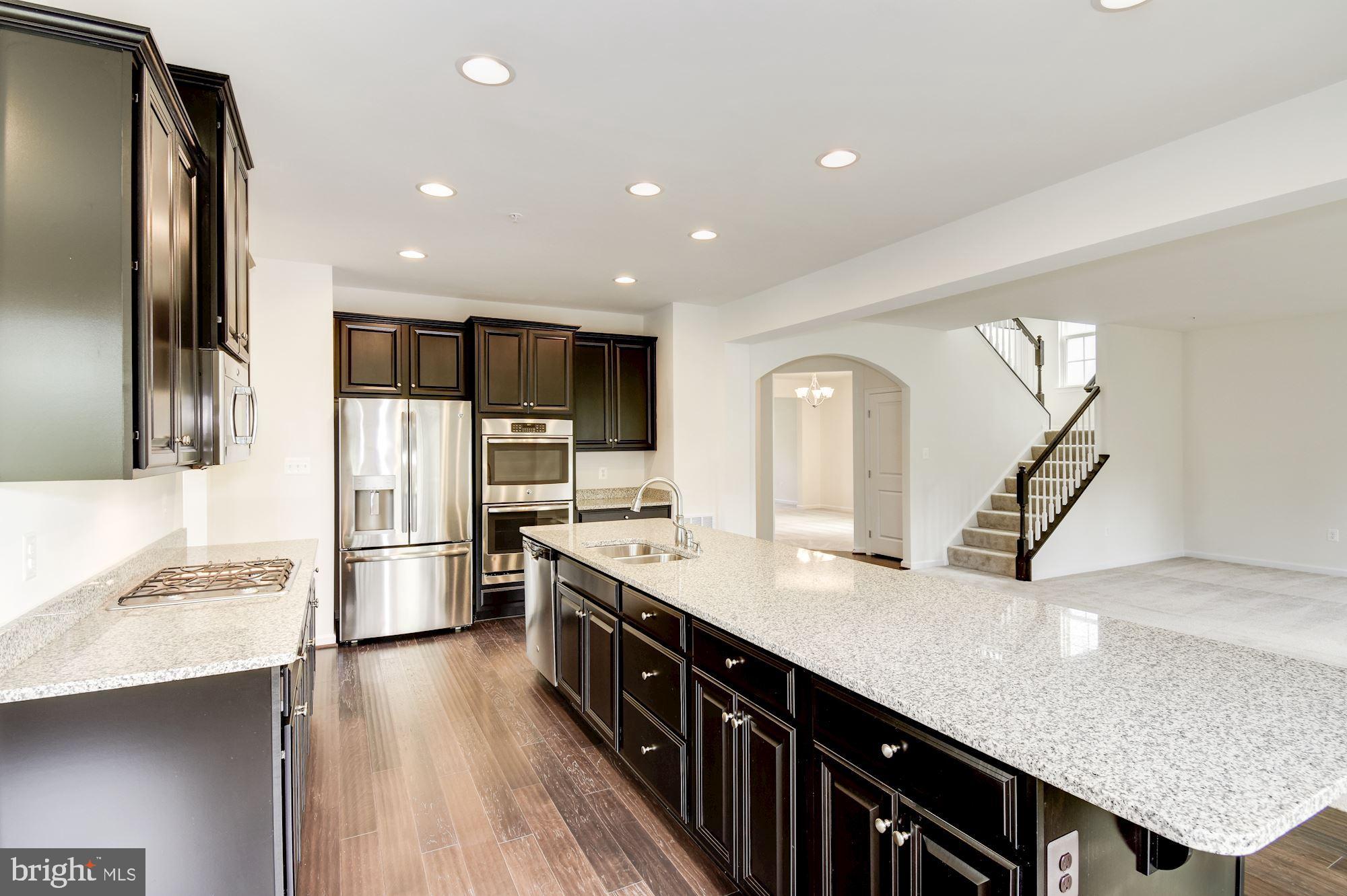 FIELDSIDE AT ST CHARLES - Residential