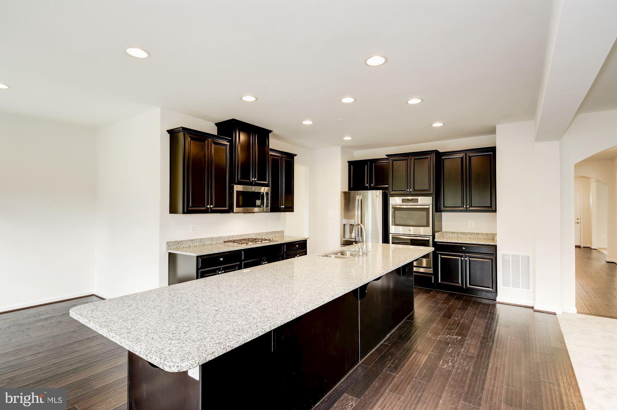 FIELDSIDE AT ST CHARLES - Residential