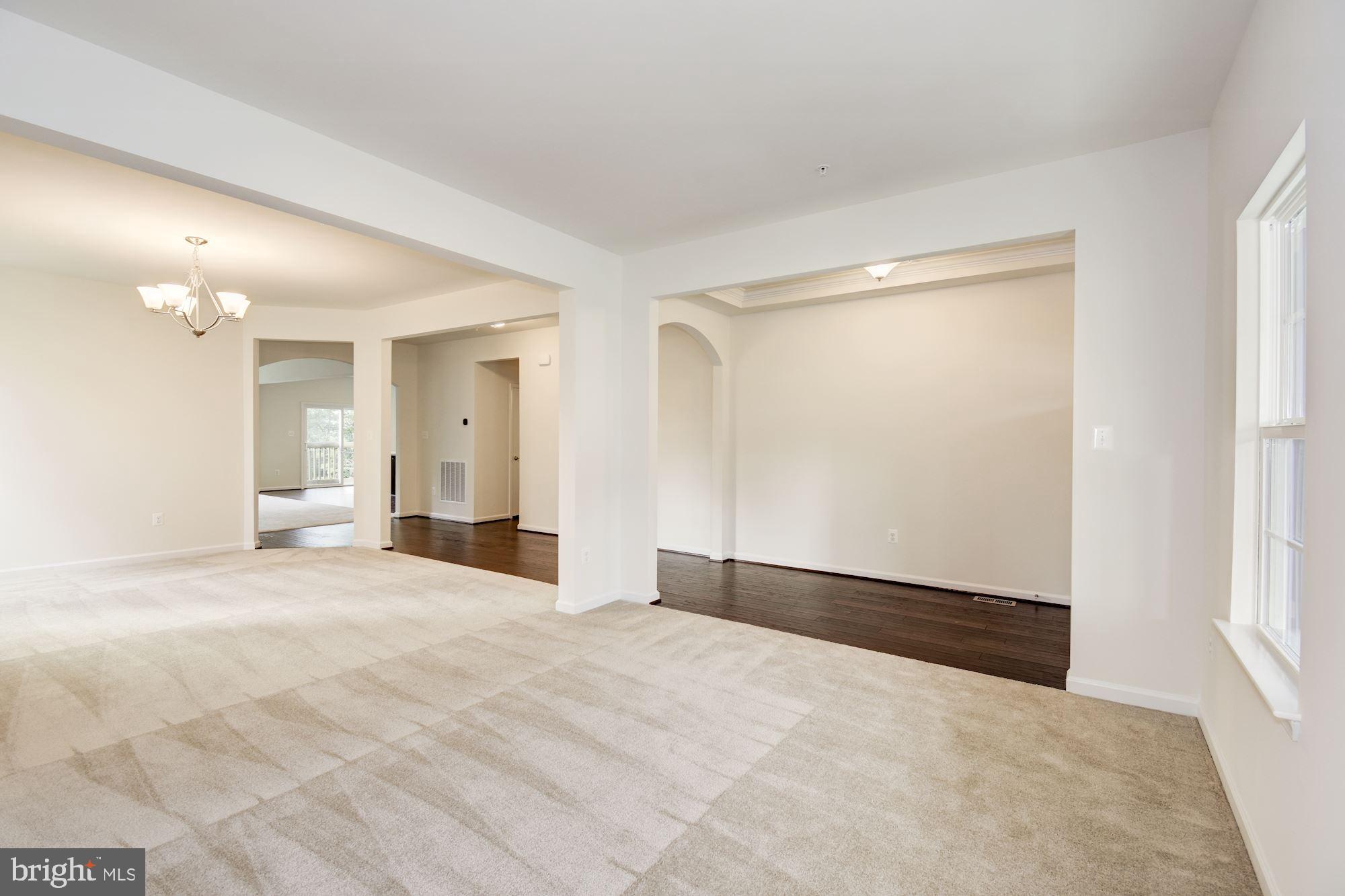 FIELDSIDE AT ST CHARLES - Residential