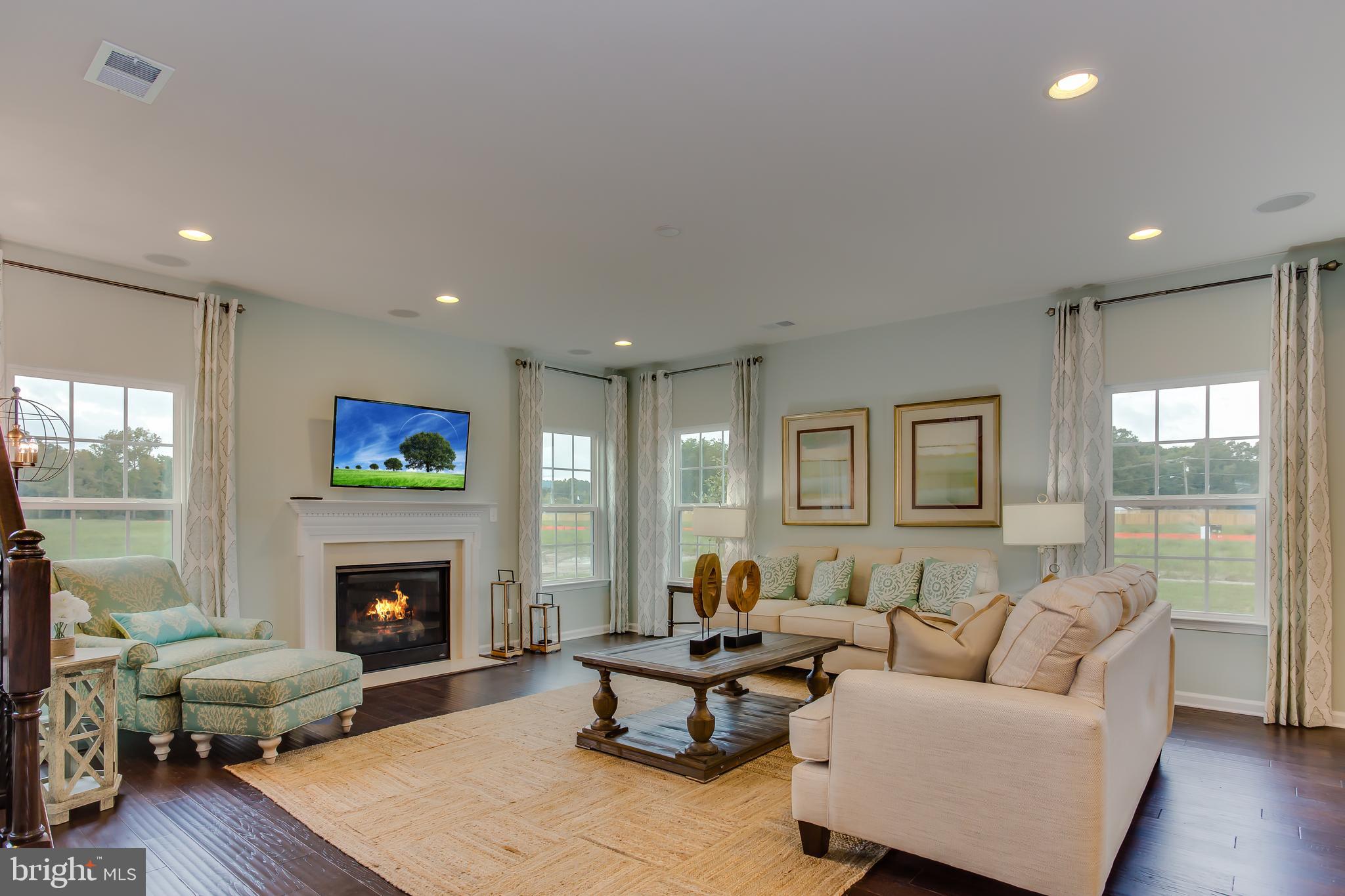 FIELDSIDE AT ST CHARLES - Residential