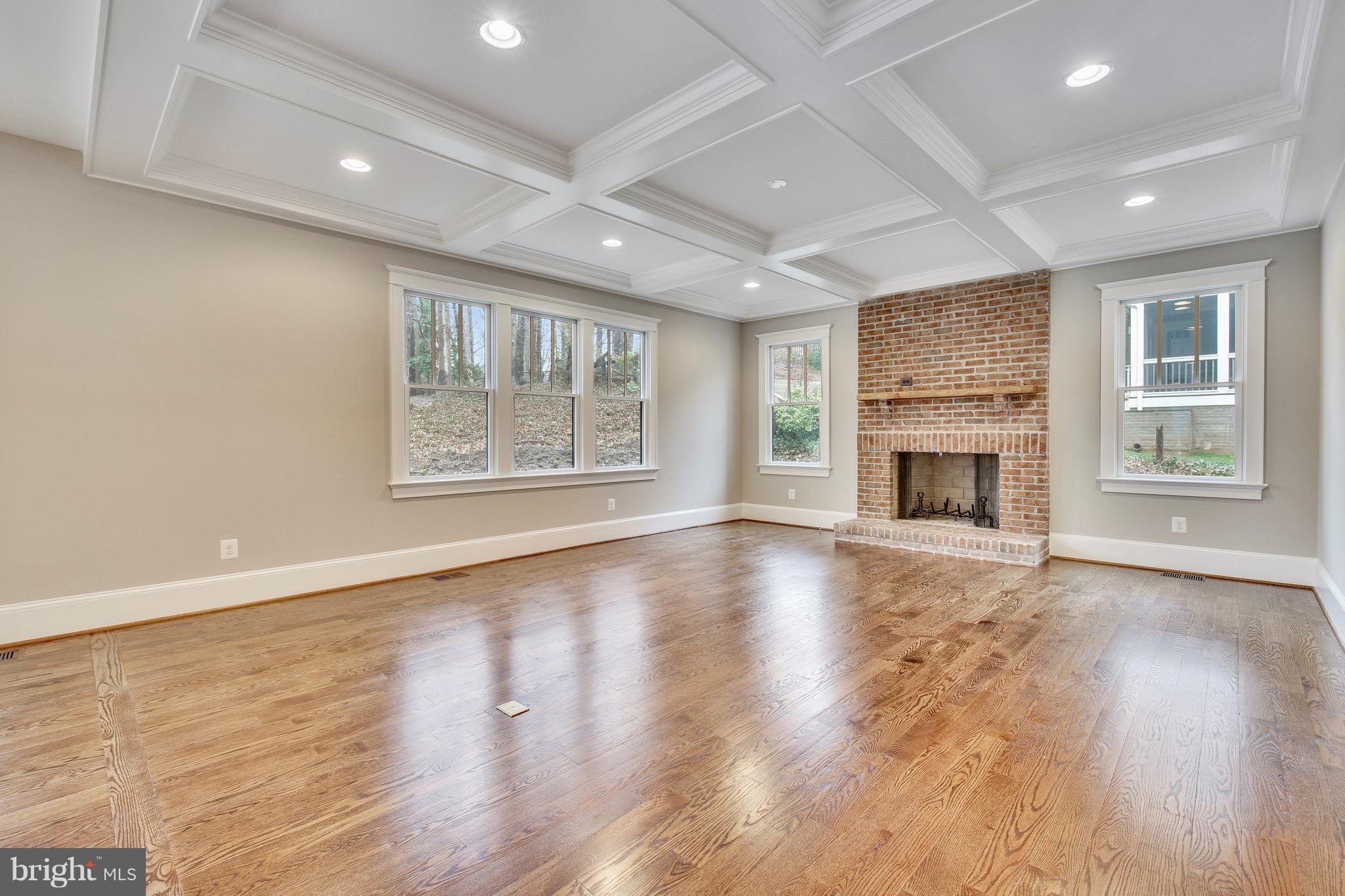 LEE HEIGHTS - Residential