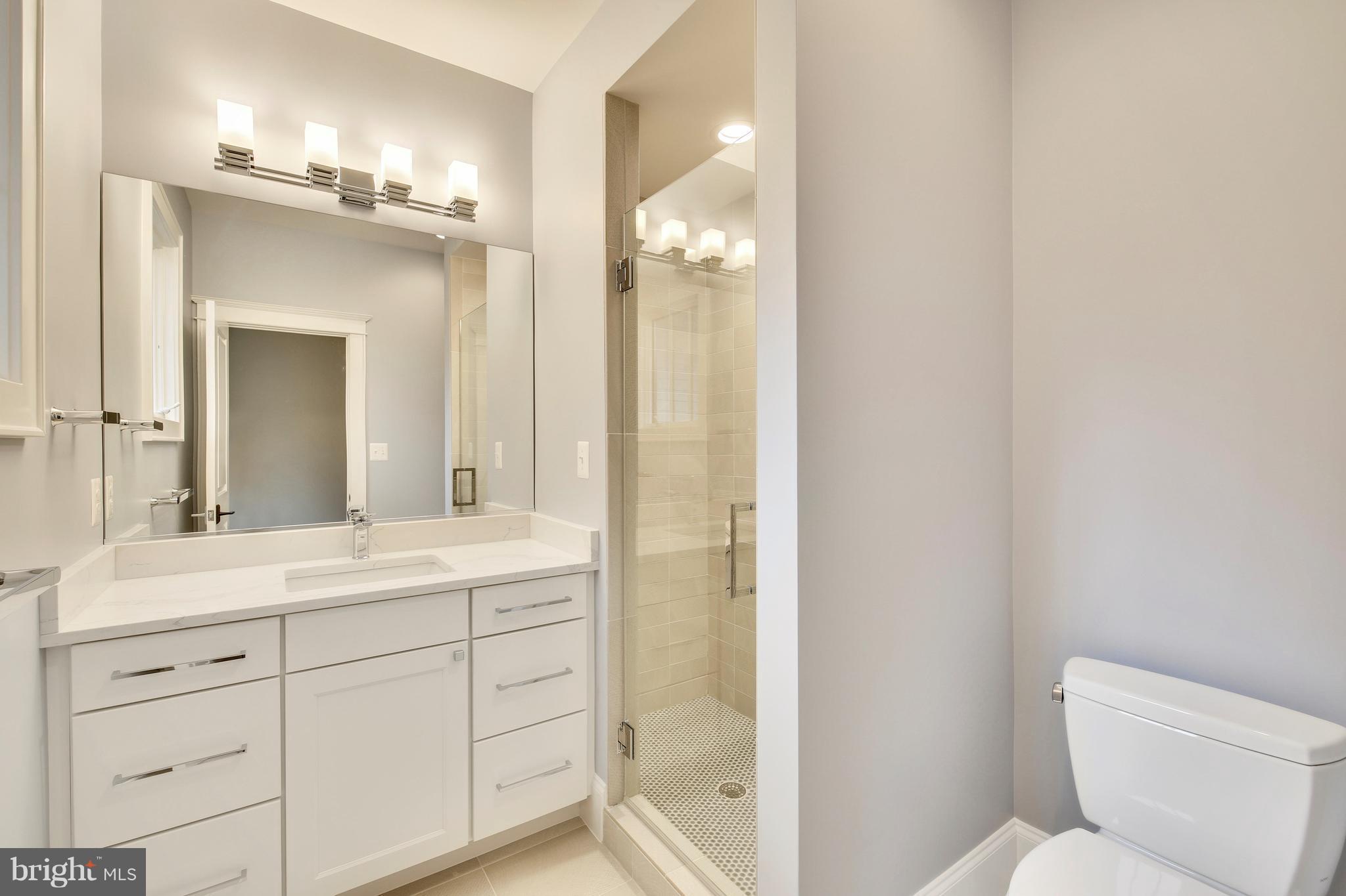 LEE HEIGHTS - Residential