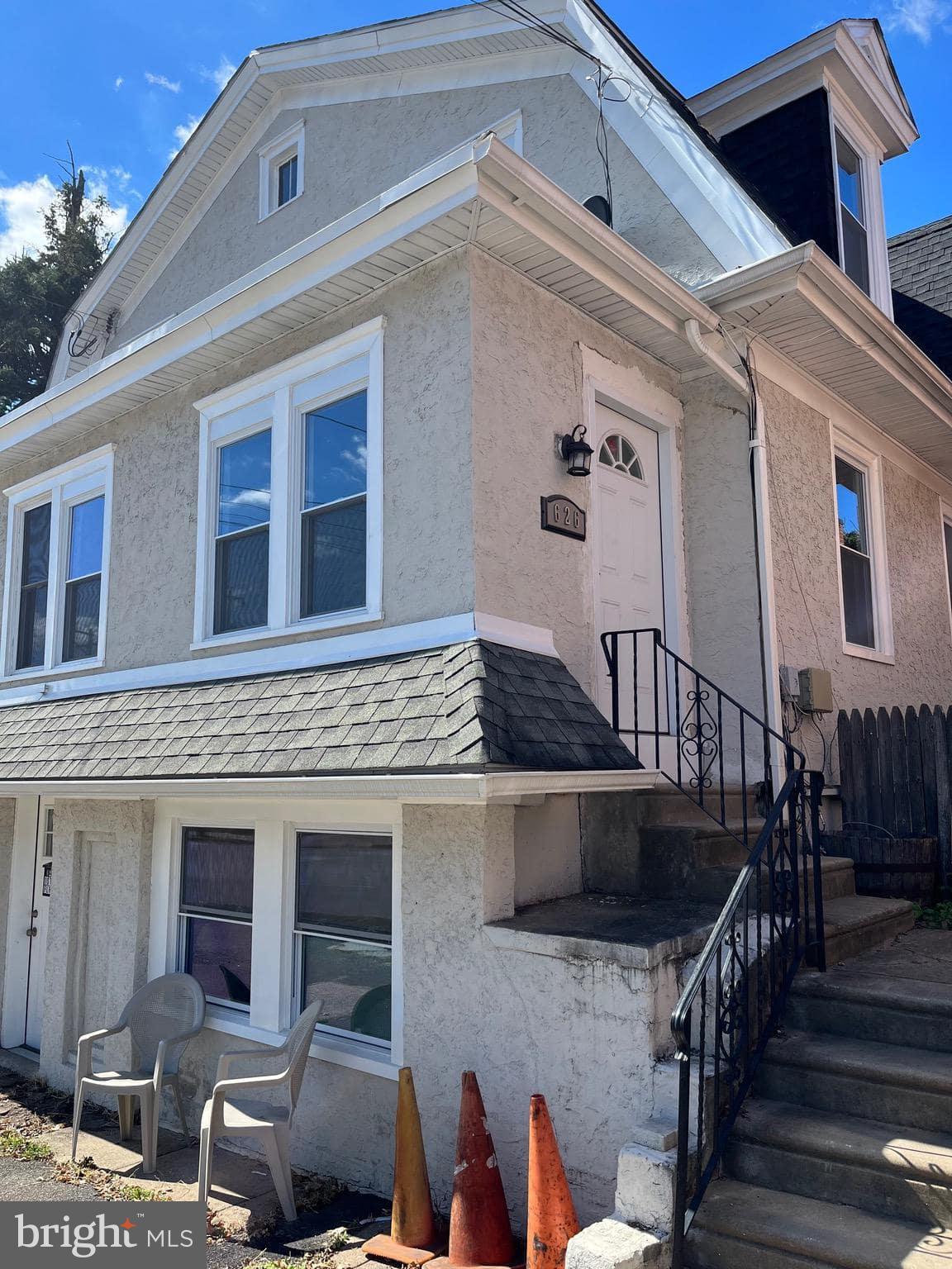 Turn-Key, fully occupied investment opportunity in Willow Grove! Mixed use building, boasting newer windows, roof, and siding + interior renovation completed in 2022. Two 3 bed 1 bath units ("624" and "626") and 1 large open unit at front of the building ("624 Front"), all with private entrances. THREE CAR GARAGE INCLUDED in the back of the building, As well as a convenient parking lot on quiet back street for tenants. Separate parking also available at the front of the building. This is a unique opportunity to own a great investment property, don't miss out! Owner is a PA licensed real estate agent