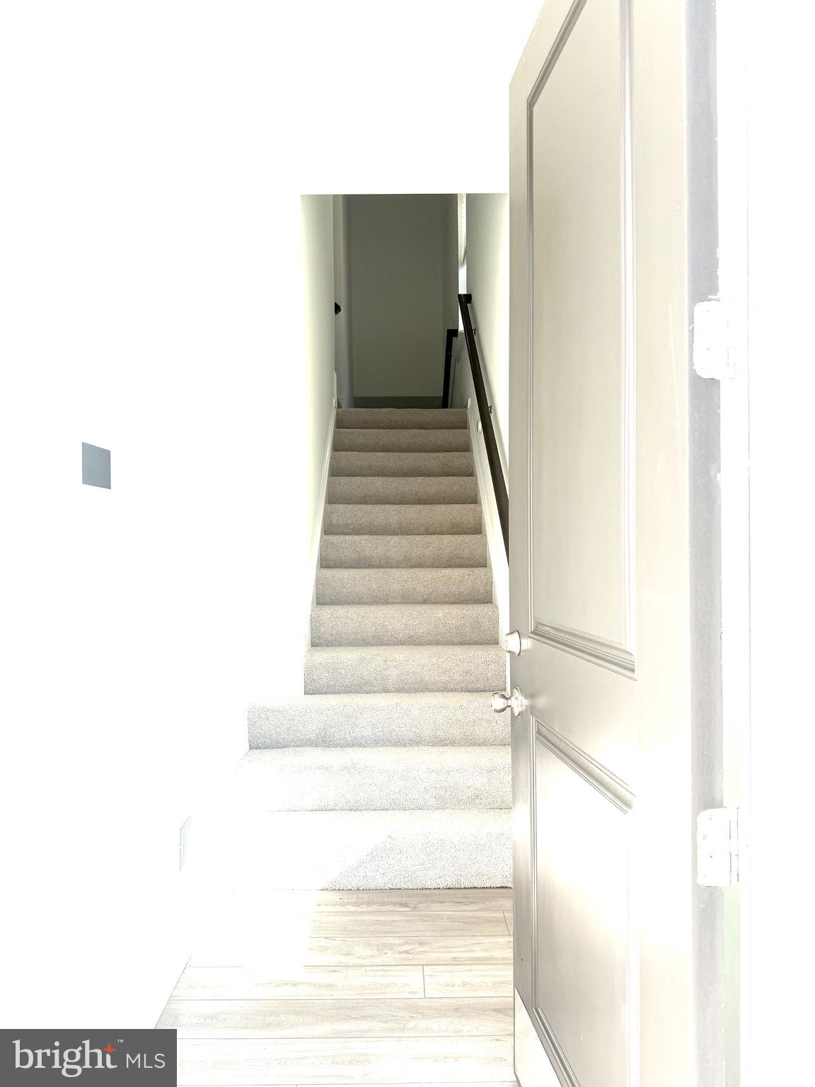 211 DOUGLAS WAY