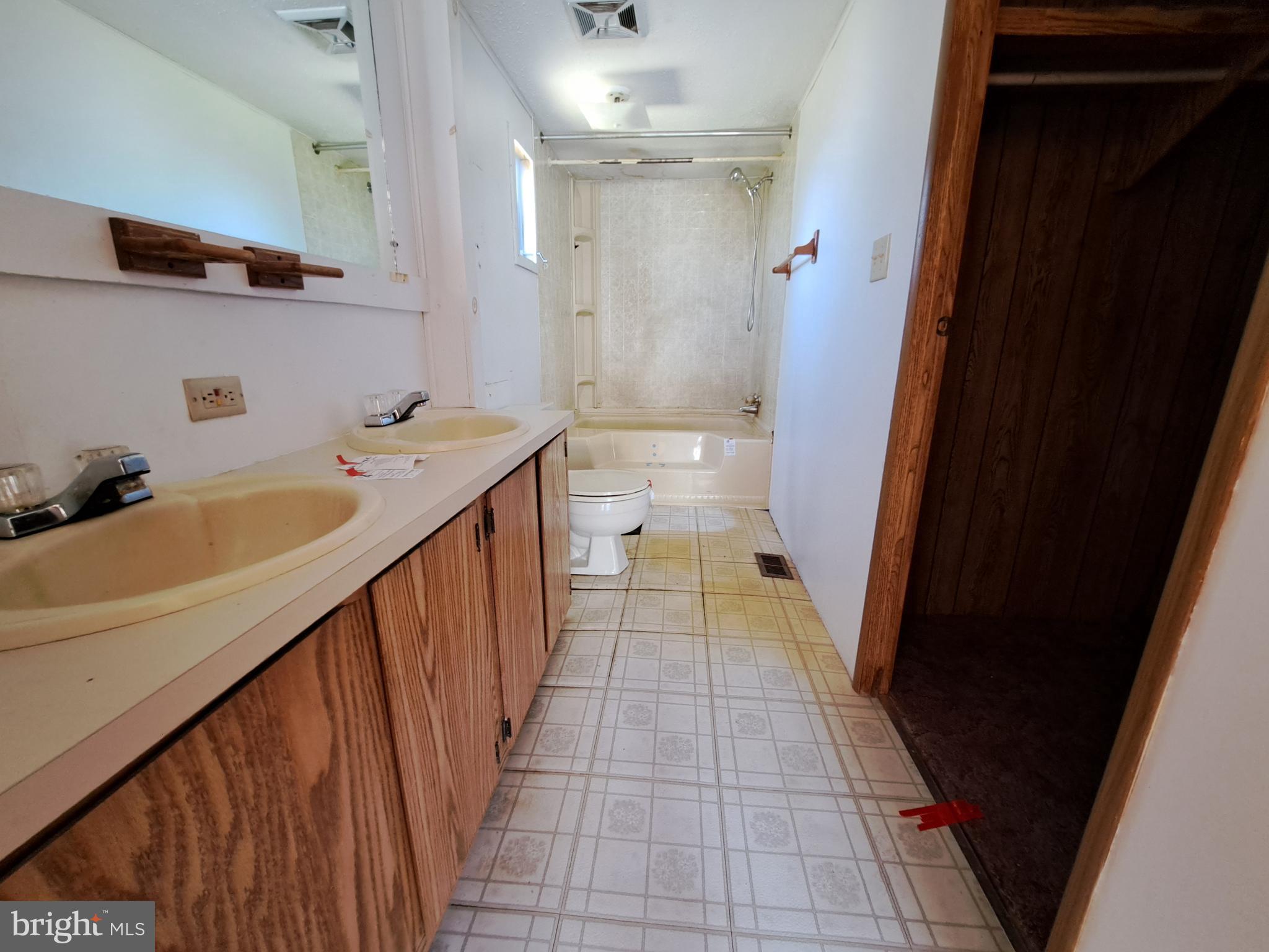 HURLOCK - Residential