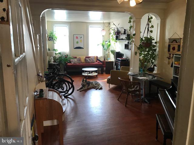 KENSINGTON - Residential