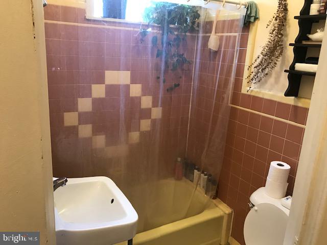 KENSINGTON - Residential