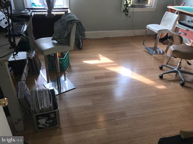 KENSINGTON - Residential