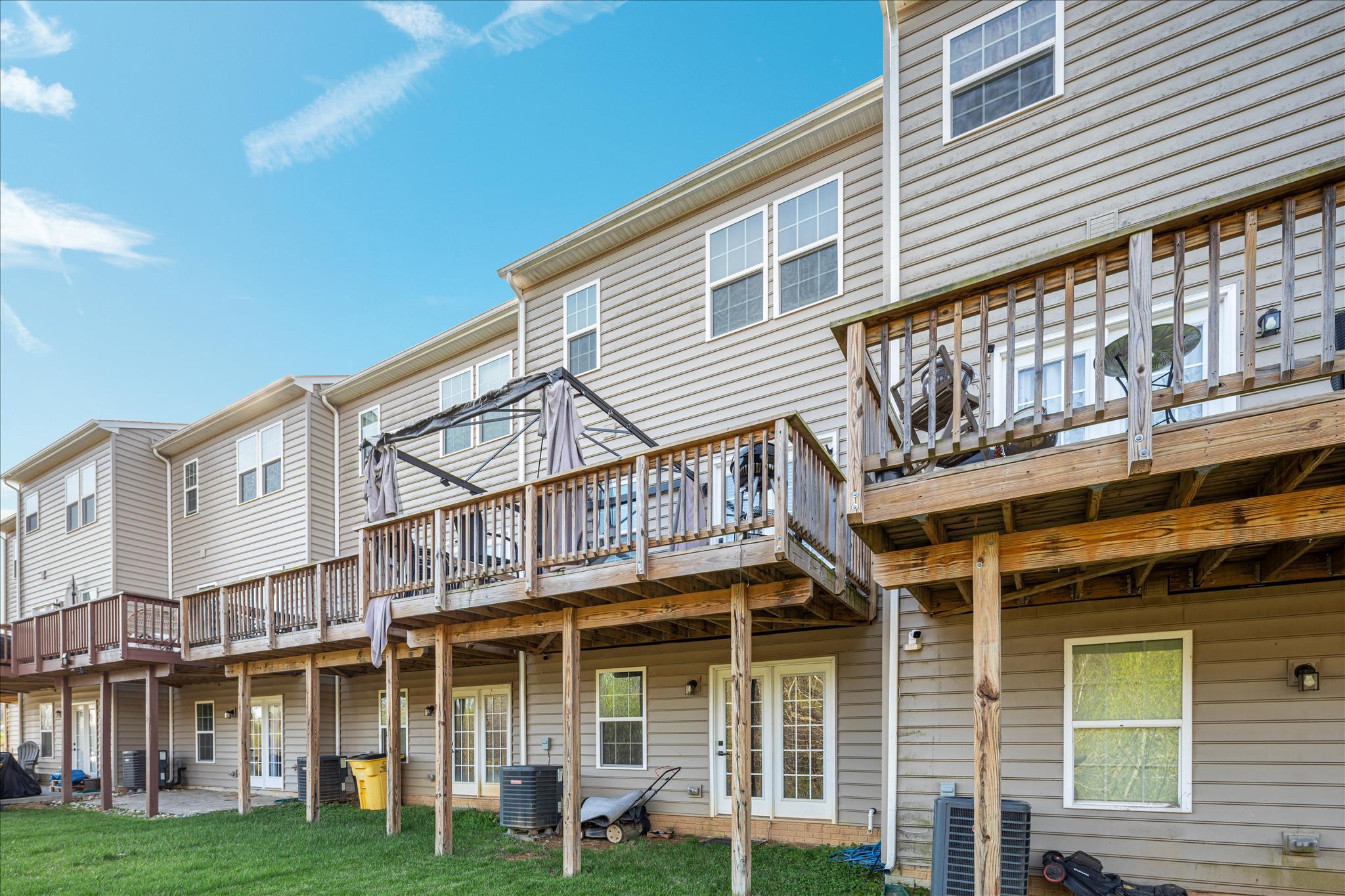 POTOMAC STATION - Residential